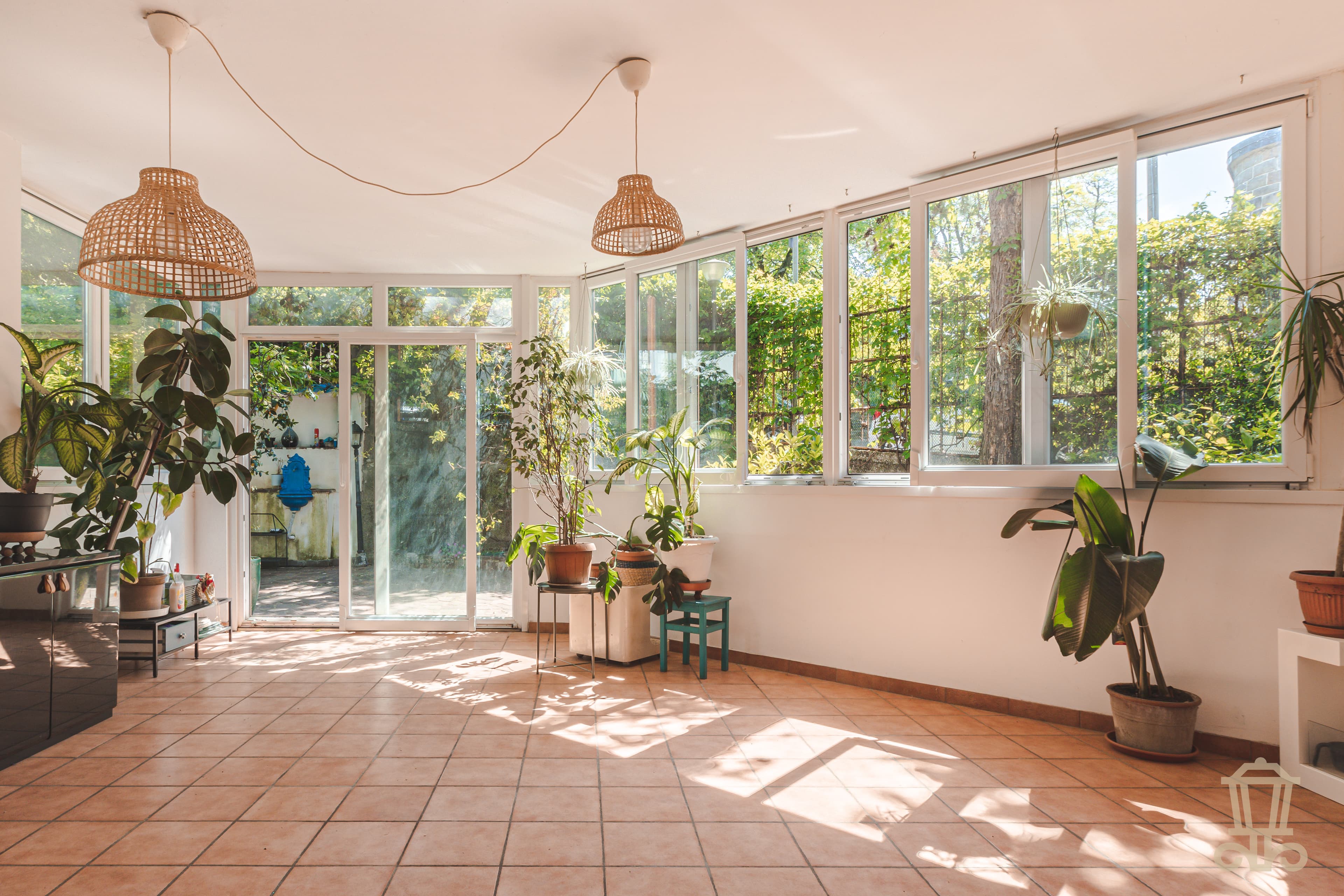 Immagine 0 | Esclusivo quadrilocale con giardino - La Rue Immobiliare