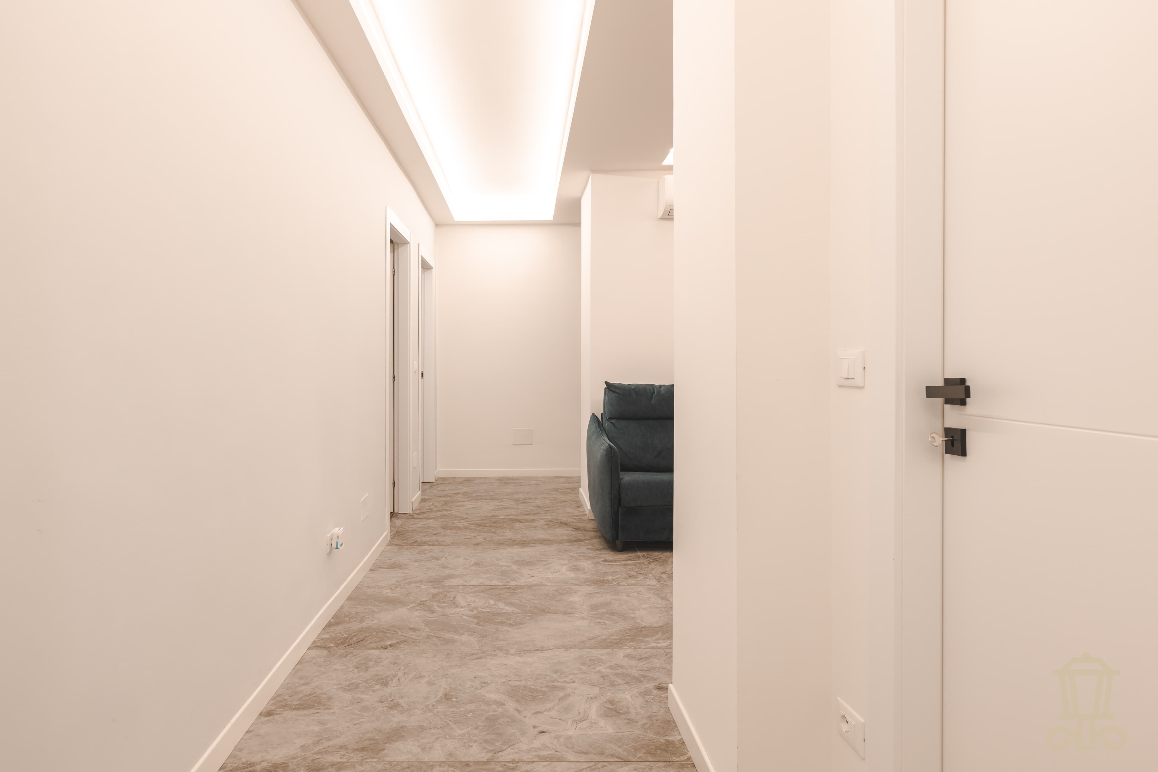 Immagine 5 | Trilocale ristrutturato con due poggioli - La Rue Immobiliare