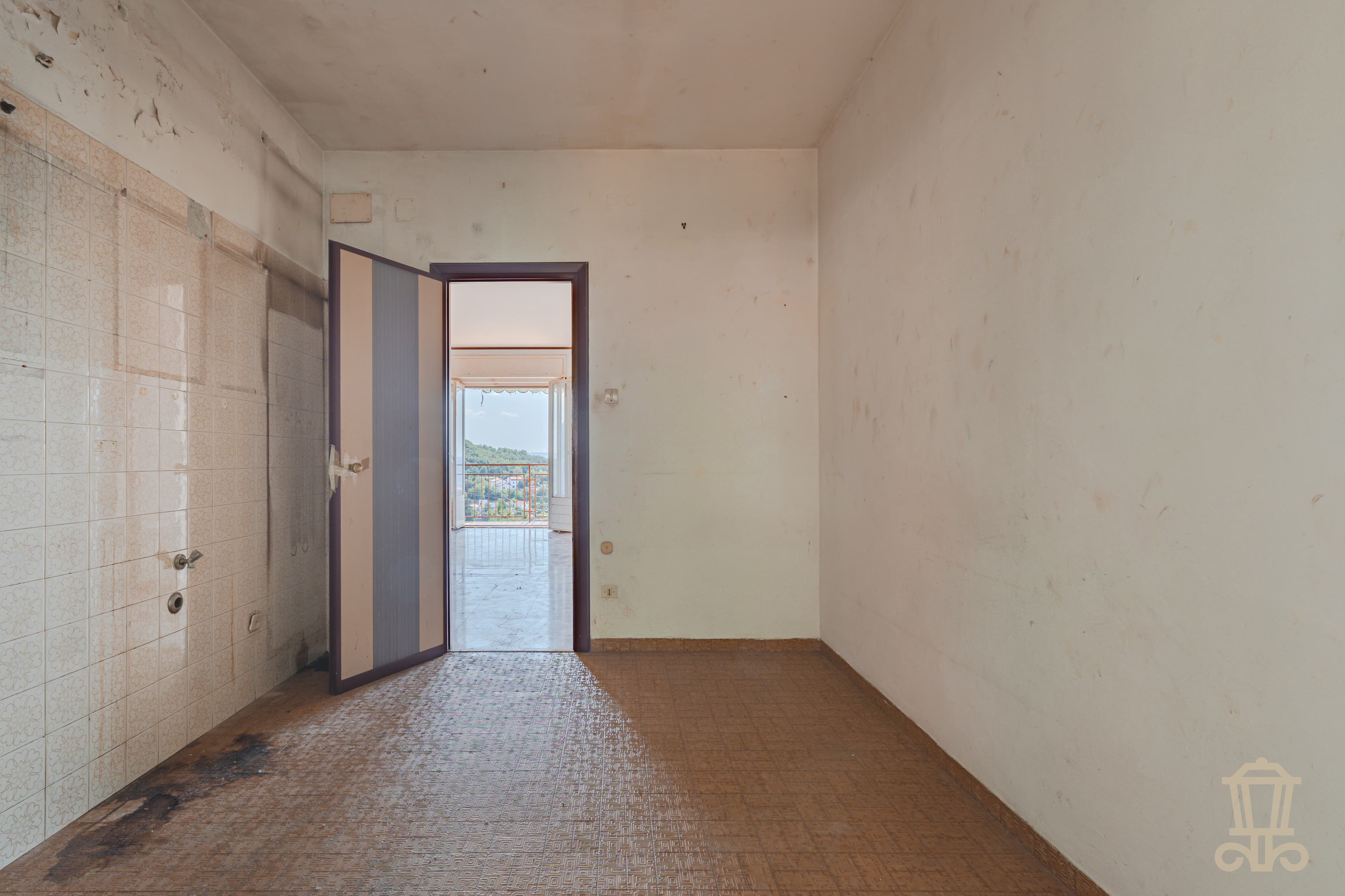 Immagine 22 | Luminoso quadrilocale con terrazzo e vista mare - La Rue Immobiliare