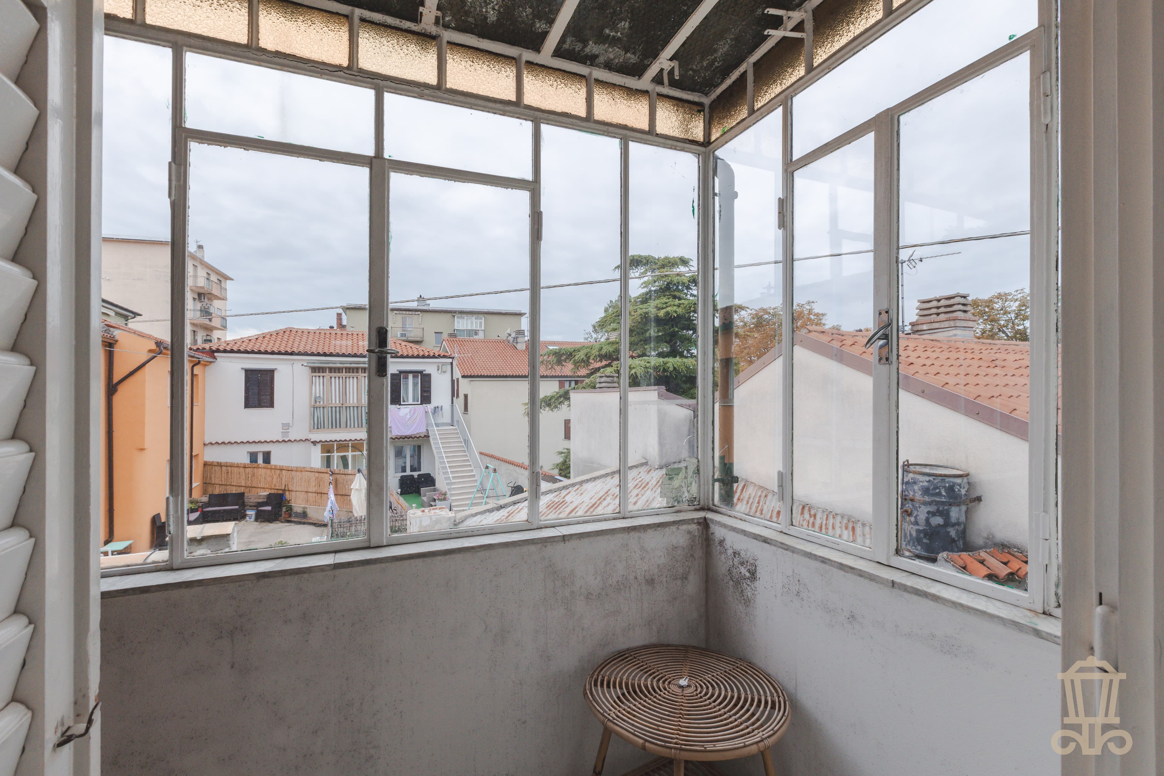 Immagine 11 | Casetta accostata su due livelli con piccolo scoperto e deposito attrezzi - La Rue Immobiliare