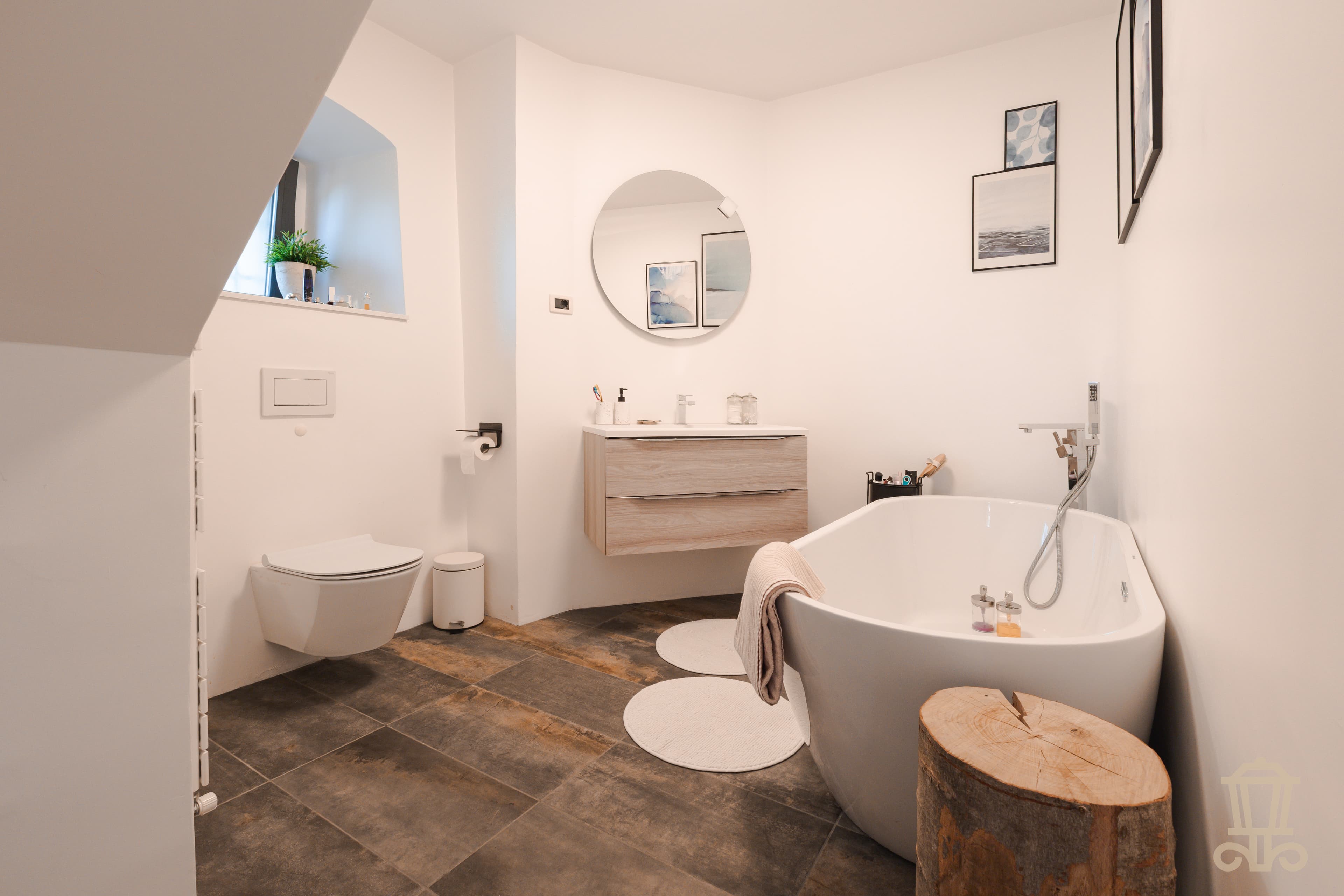 Immagine 3 | Splendida casa indipendente ristrutturata - La Rue Immobiliare