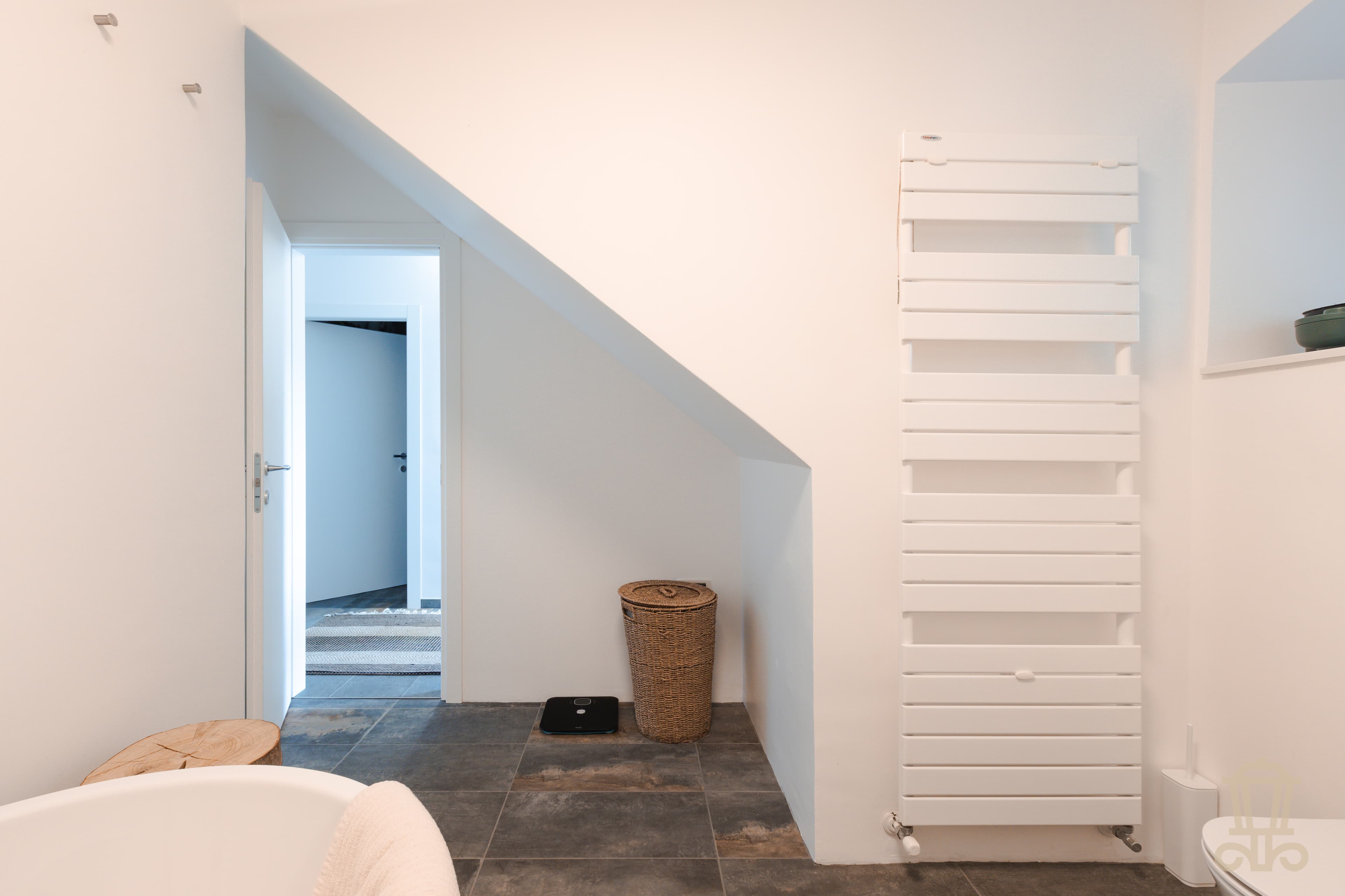 Immagine 4 | Splendida casa indipendente ristrutturata - La Rue Immobiliare