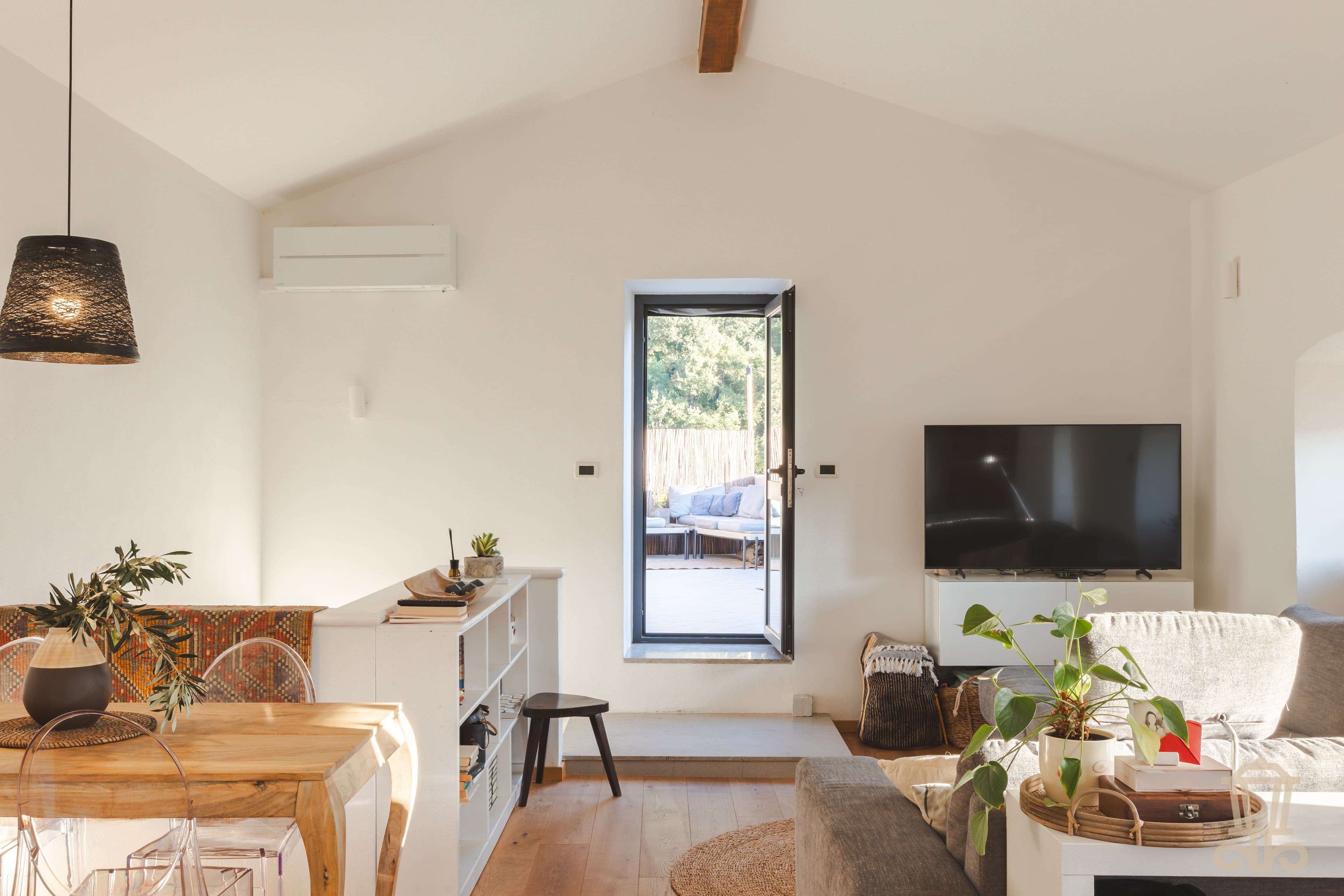 Immagine 19 | Splendida casa indipendente ristrutturata - La Rue Immobiliare