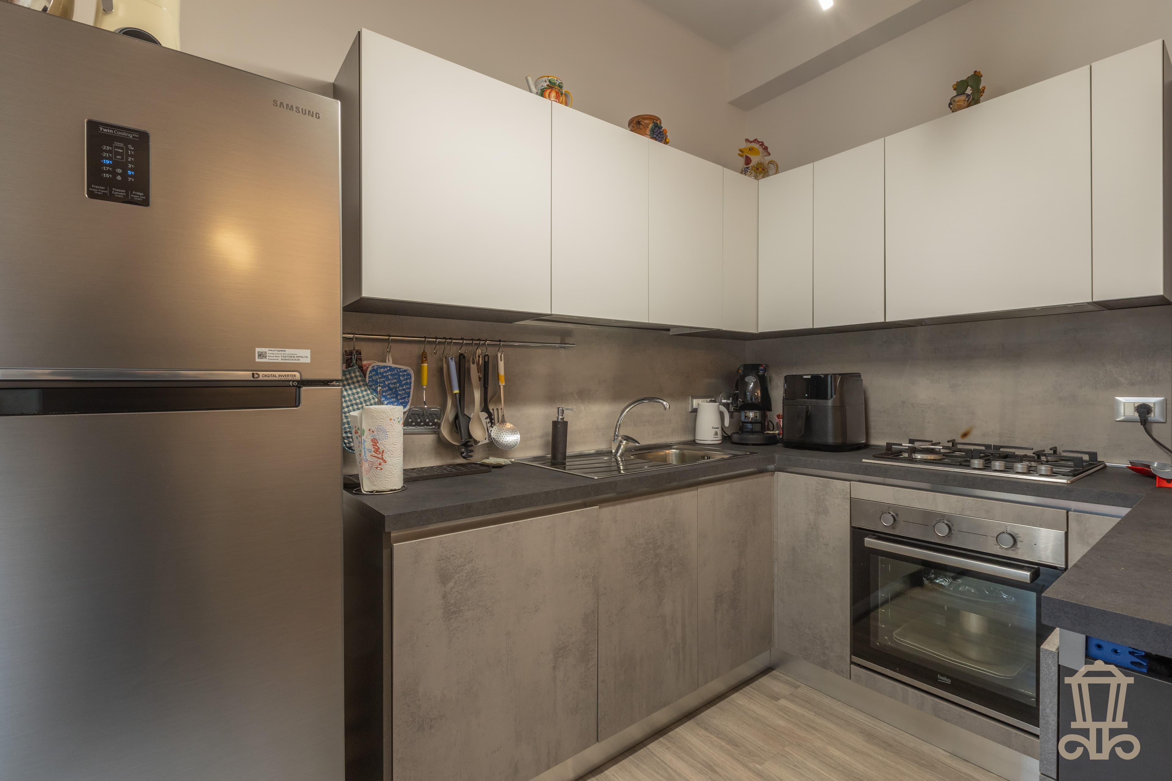 Immagine 10 | Luminoso trilocale con posto auto e cantina - La Rue Immobiliare