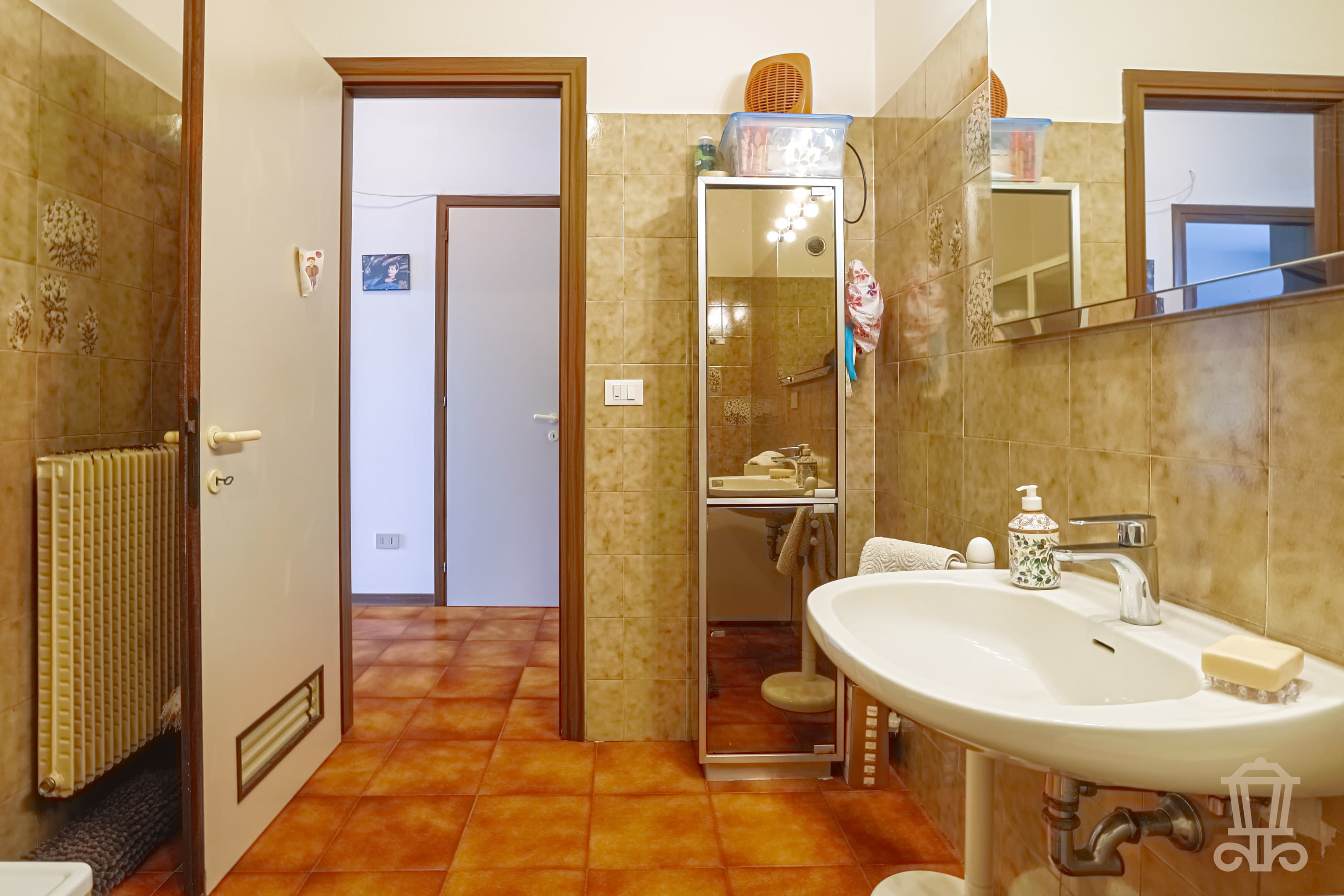 Immagine 17 | Trilocale con cantina e posto auto coperto di proprietà - La Rue Immobiliare