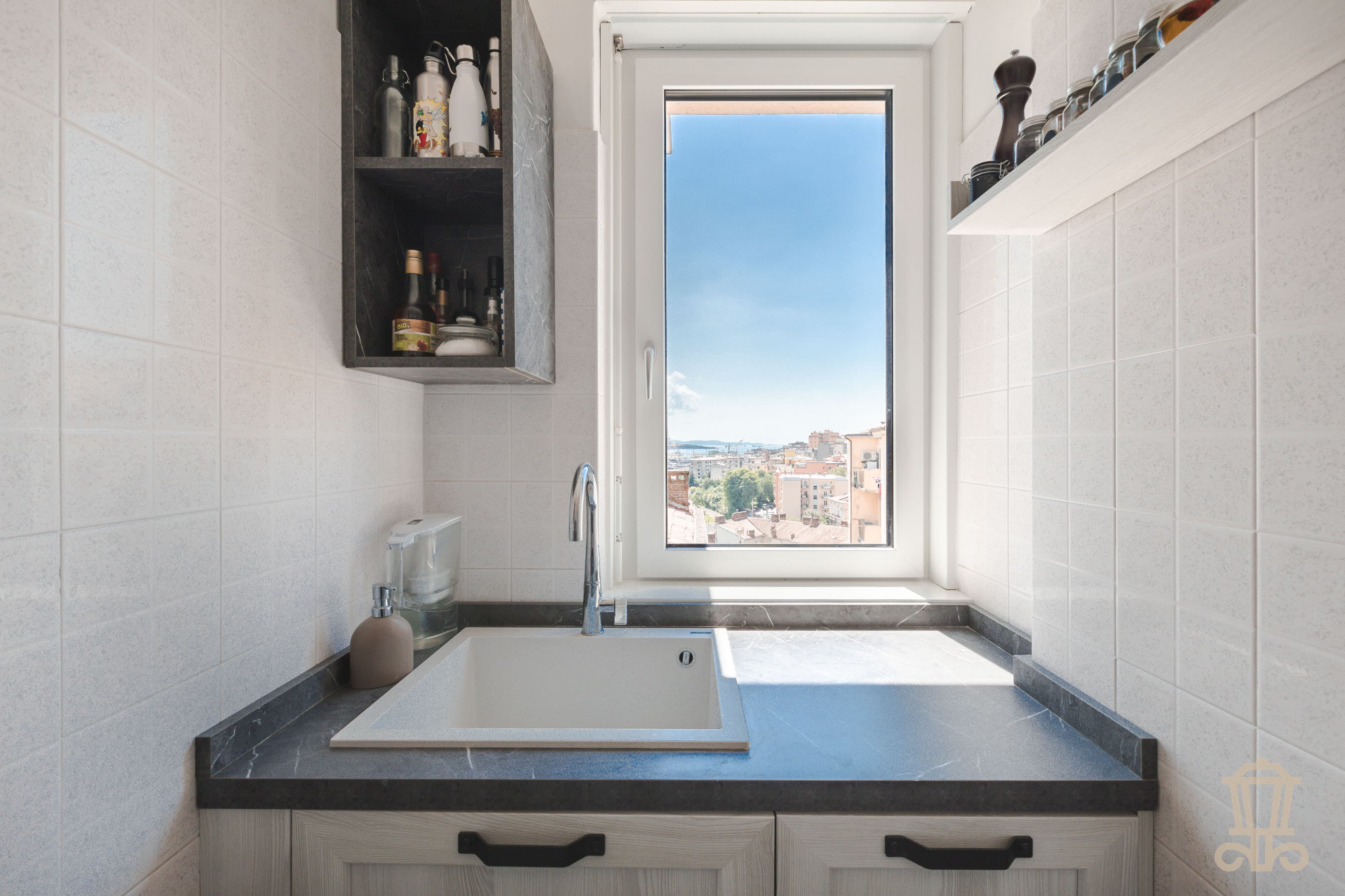 Immagine 7 | Trilocale ristrutturato con vista mare - La Rue Immobiliare