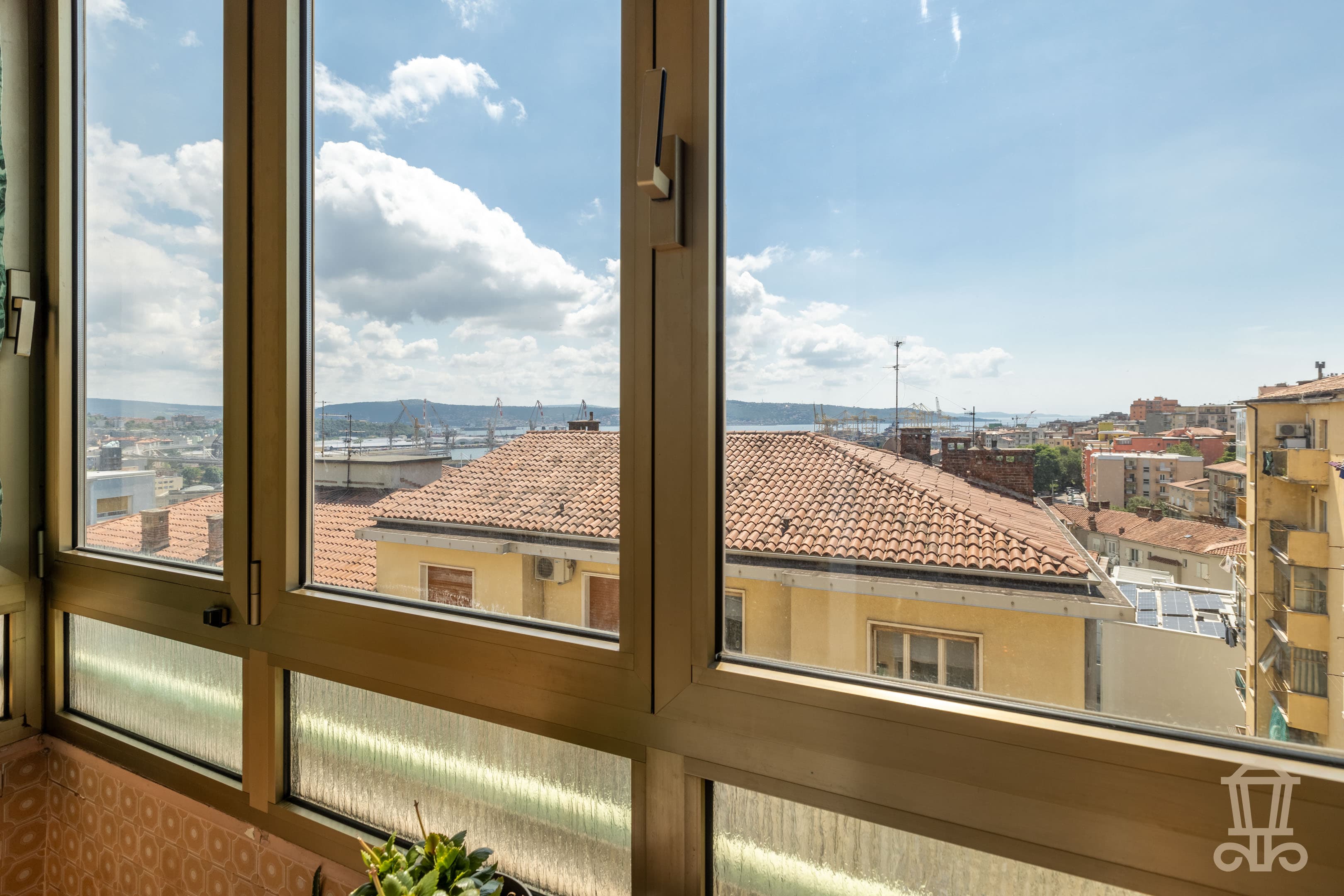 Immagine 12 | Trilocale ristrutturato con vista mare - La Rue Immobiliare