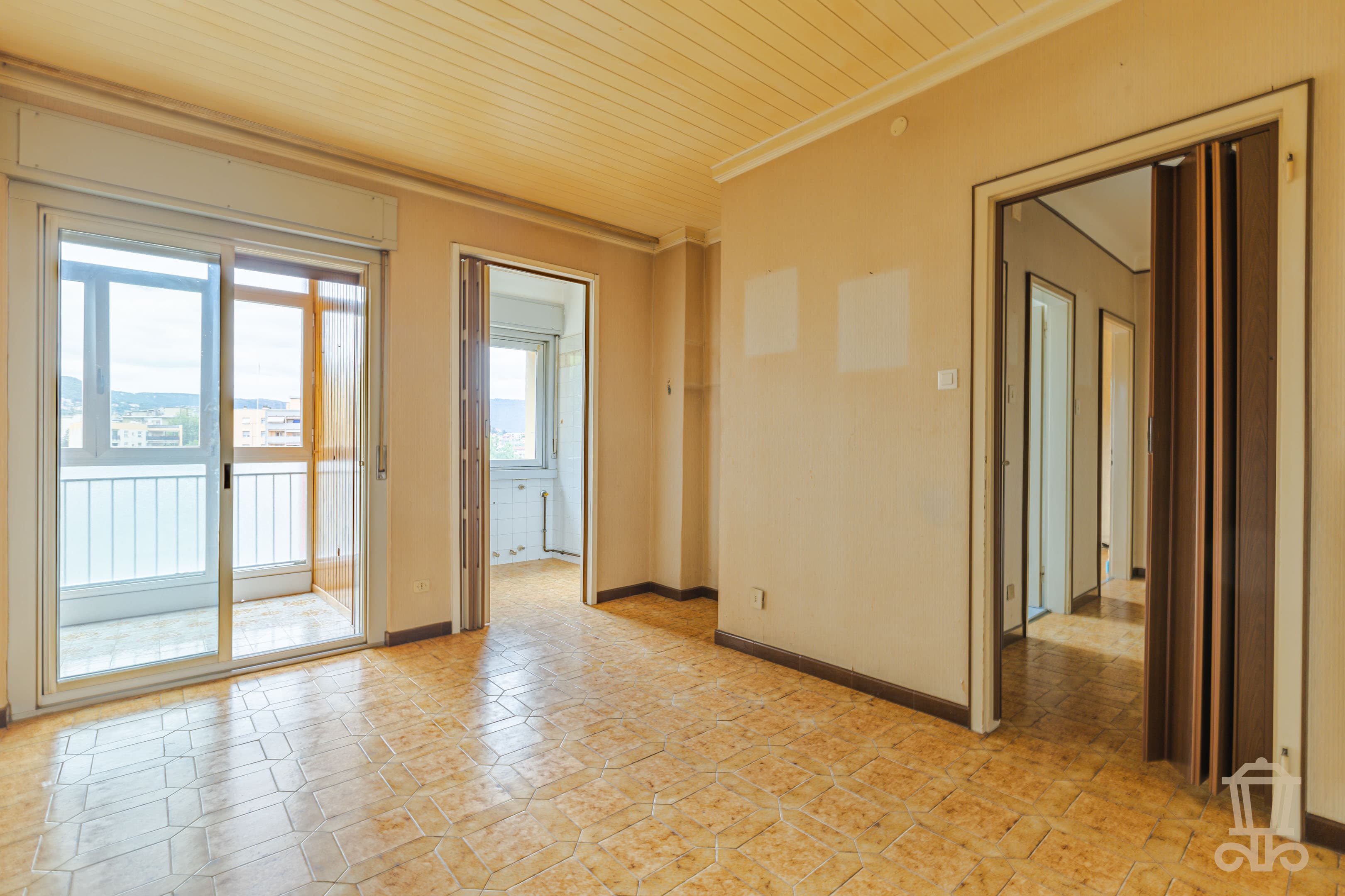 Immagine 10 | Luminosissimo bilocale in zona servita - La Rue Immobiliare