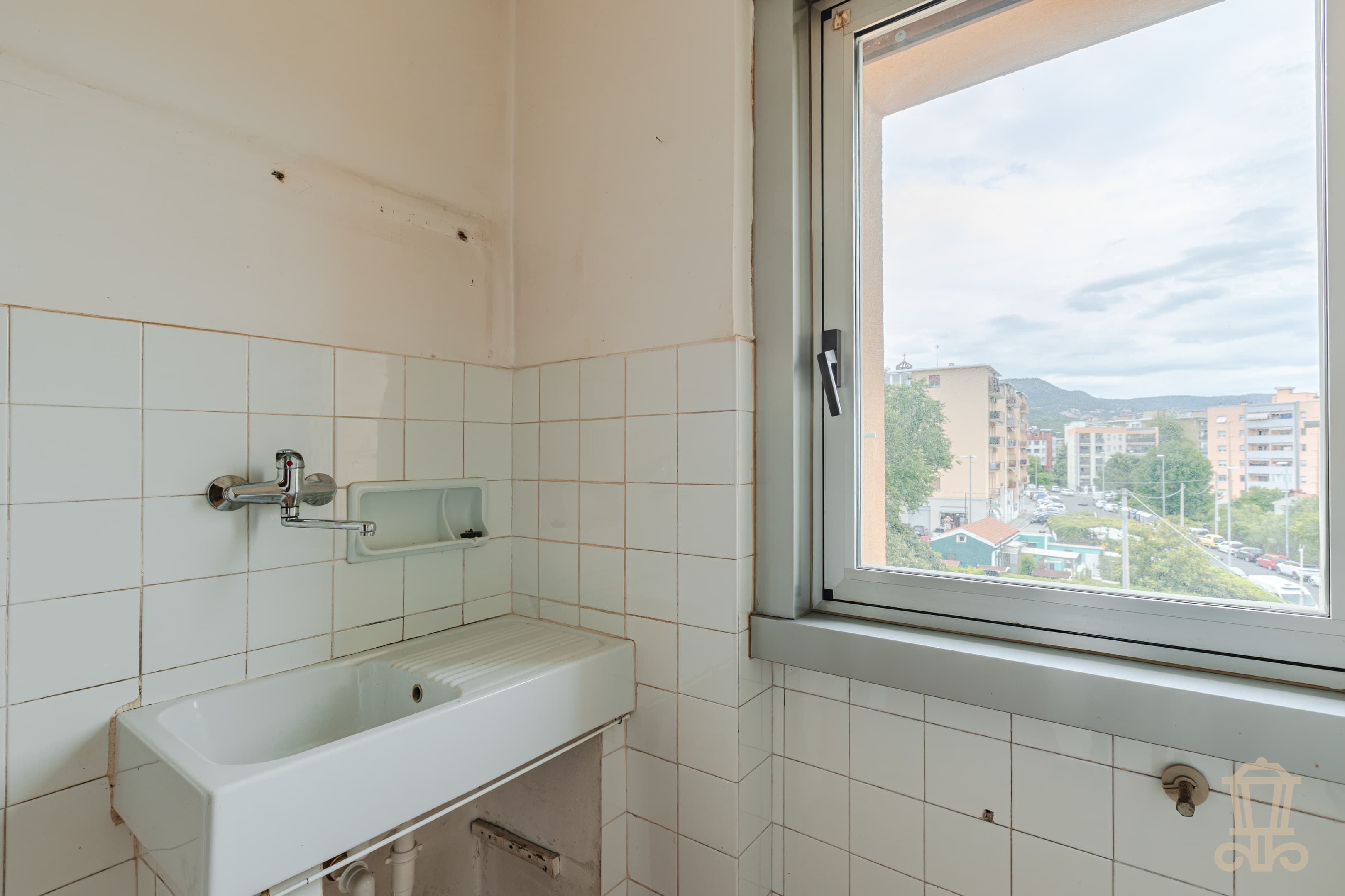 Immagine 12 | Luminosissimo bilocale in zona servita - La Rue Immobiliare