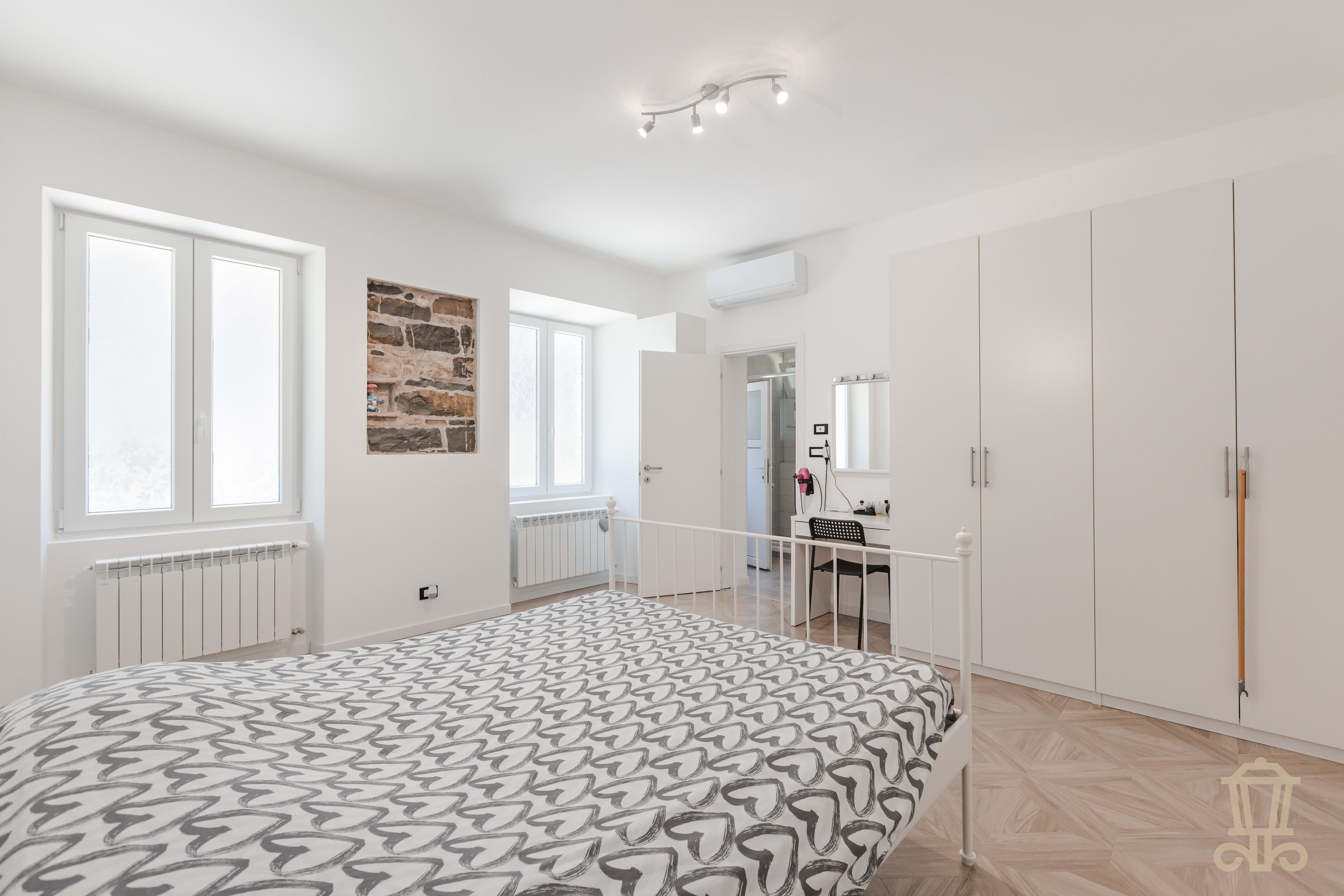 Immagine 18 | Splendida bifamiliare ristrutturata con giardino - La Rue Immobiliare