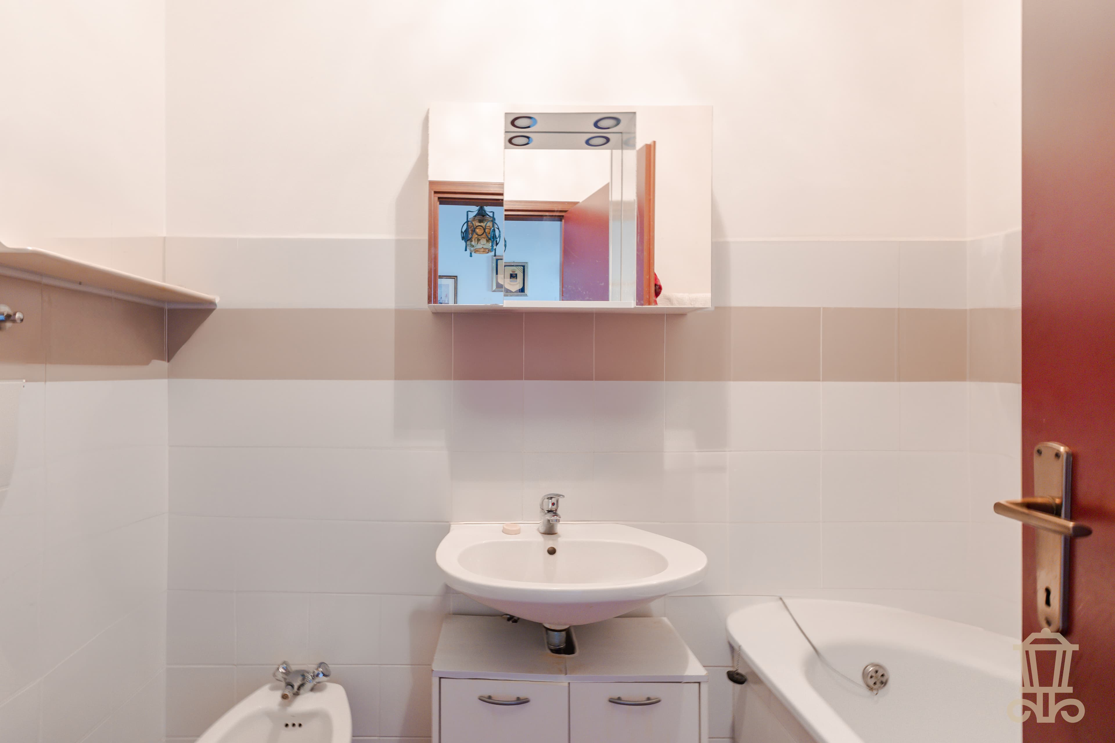 Immagine 12 | Luminoso bilocale con poggiolo e cantina - La Rue Immobiliare