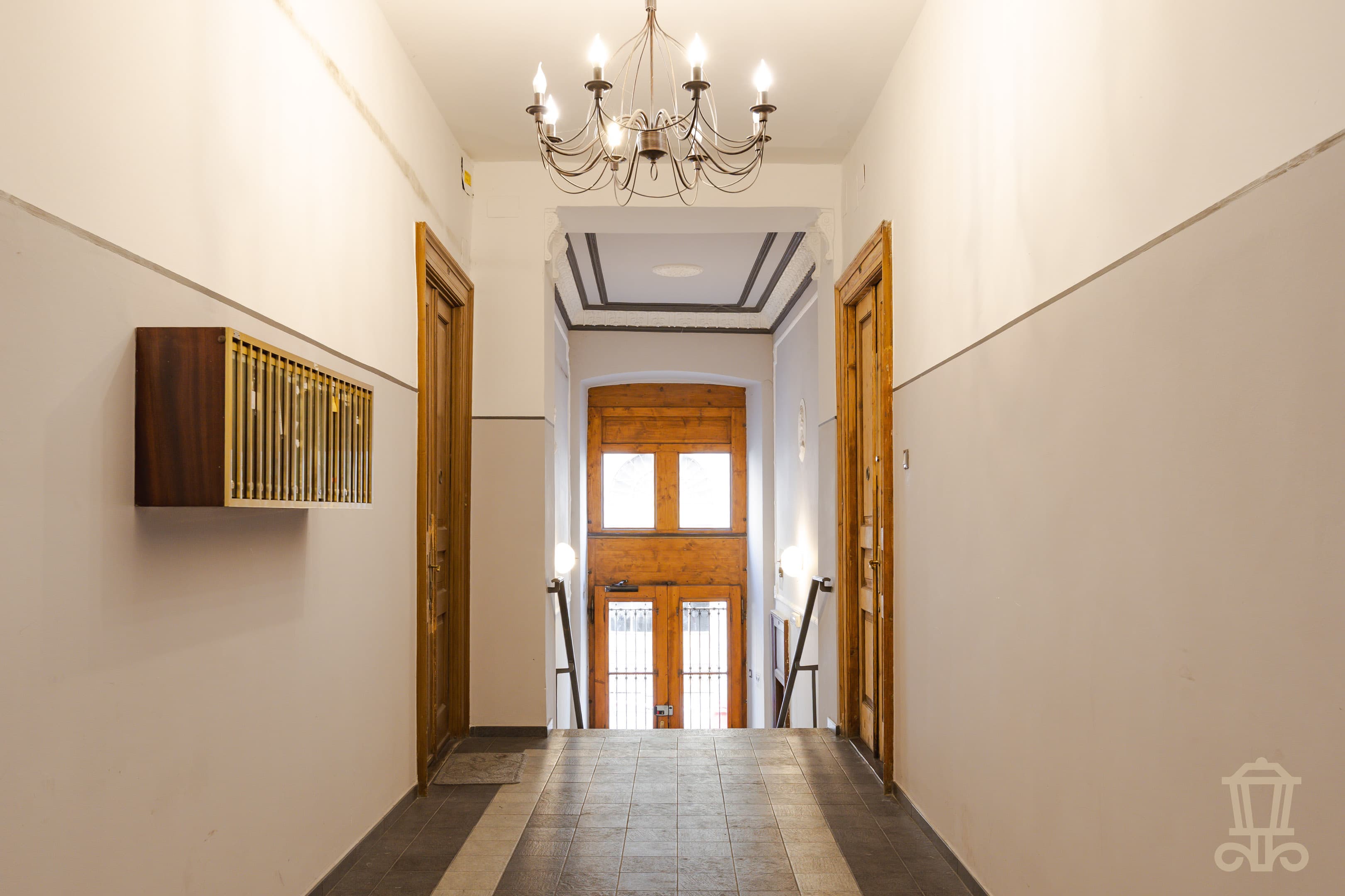 Immagine 1 | Ampio e luminoso trilocale ad.ze Ospedale Maggiore - La Rue Immobiliare