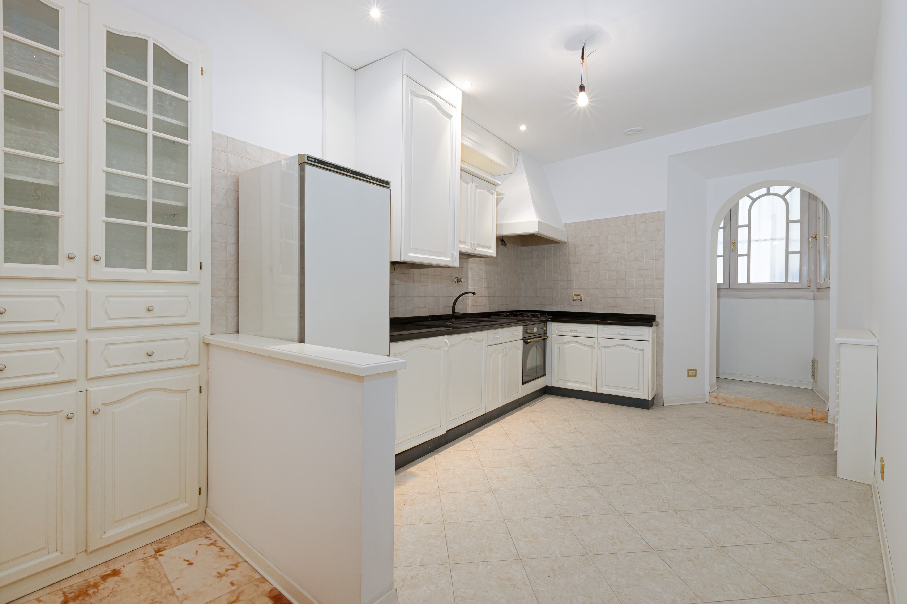 Immagine 20 | Affascinante trilocale in centro - La Rue Immobiliare