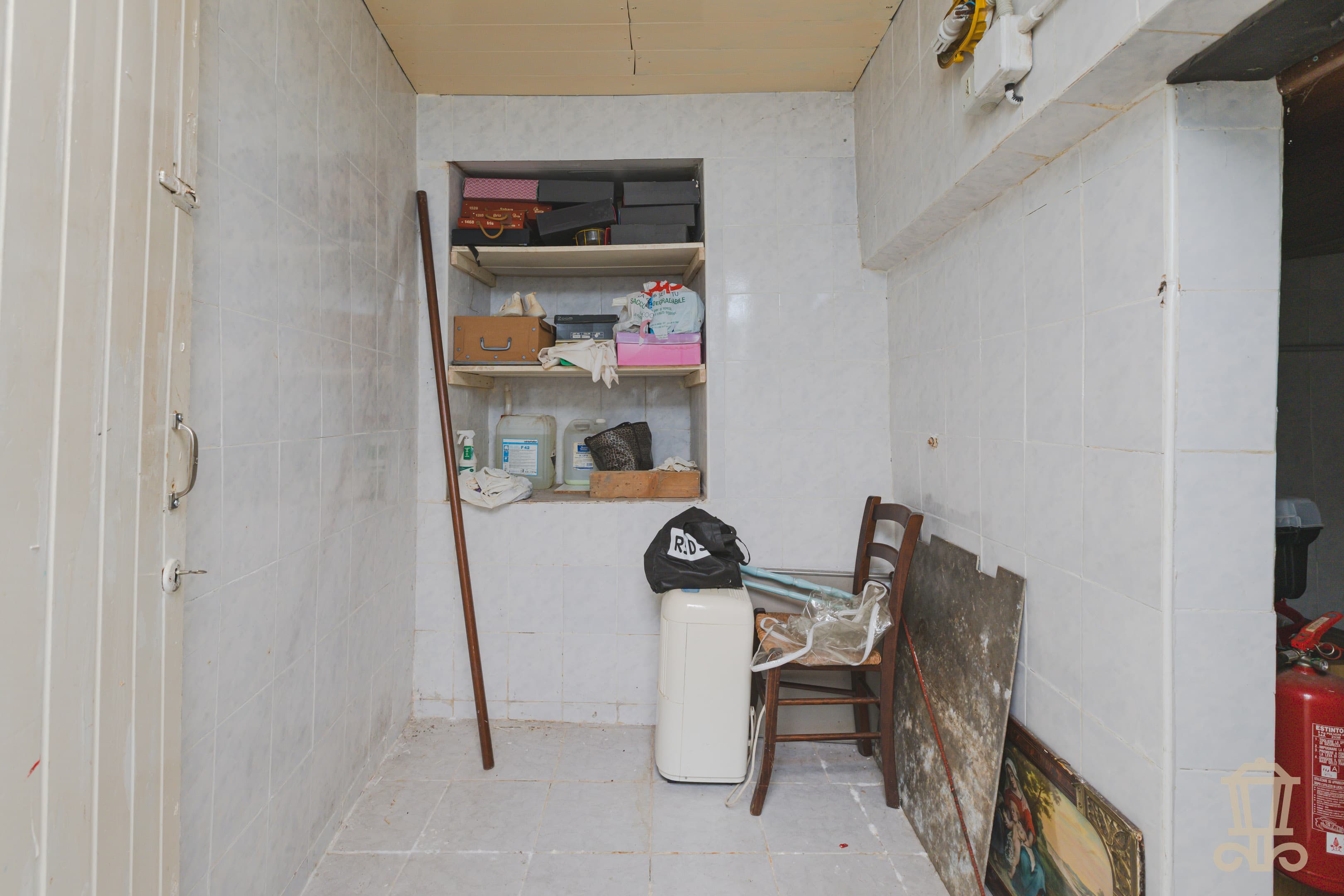 Immagine 5 | Locale commerciale in via dell'Industria - La Rue Immobiliare