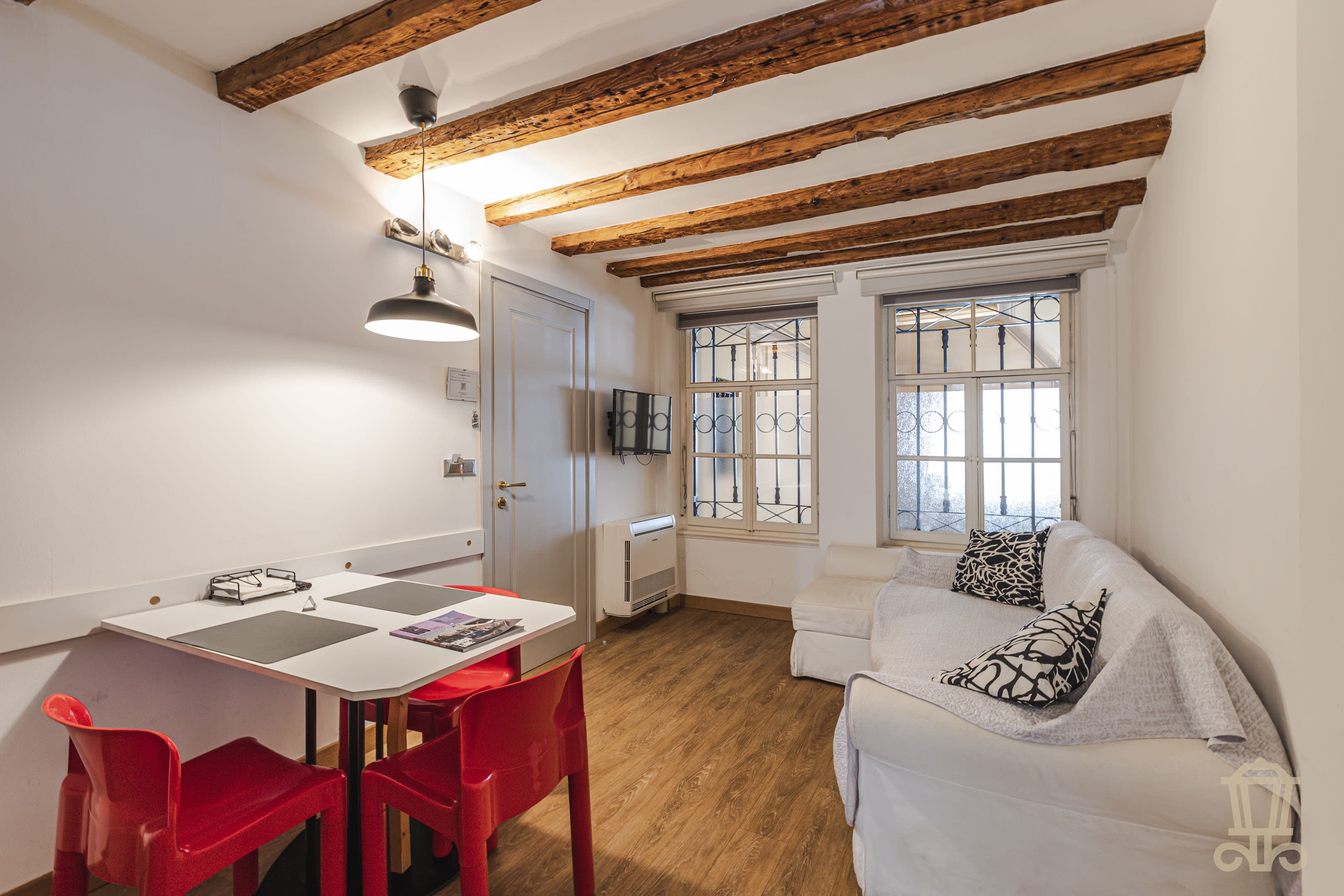 Immagine 35 | Proprietà di pregio con 4 monolocali ristrutturati nel cuore di Trieste - La Rue Immobiliare