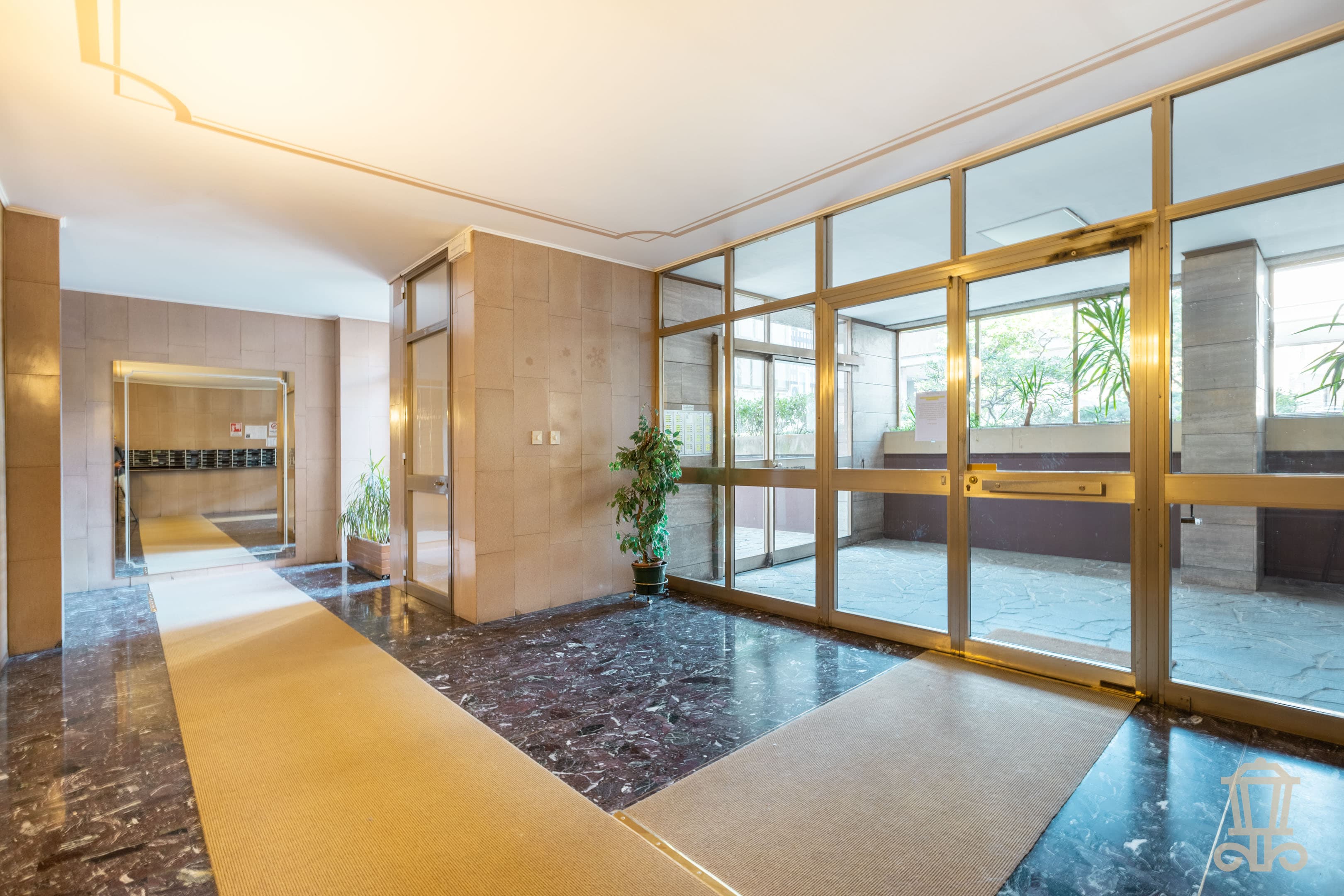 Immagine 4 | Ampio bilocale con due poggioli - La Rue Immobiliare