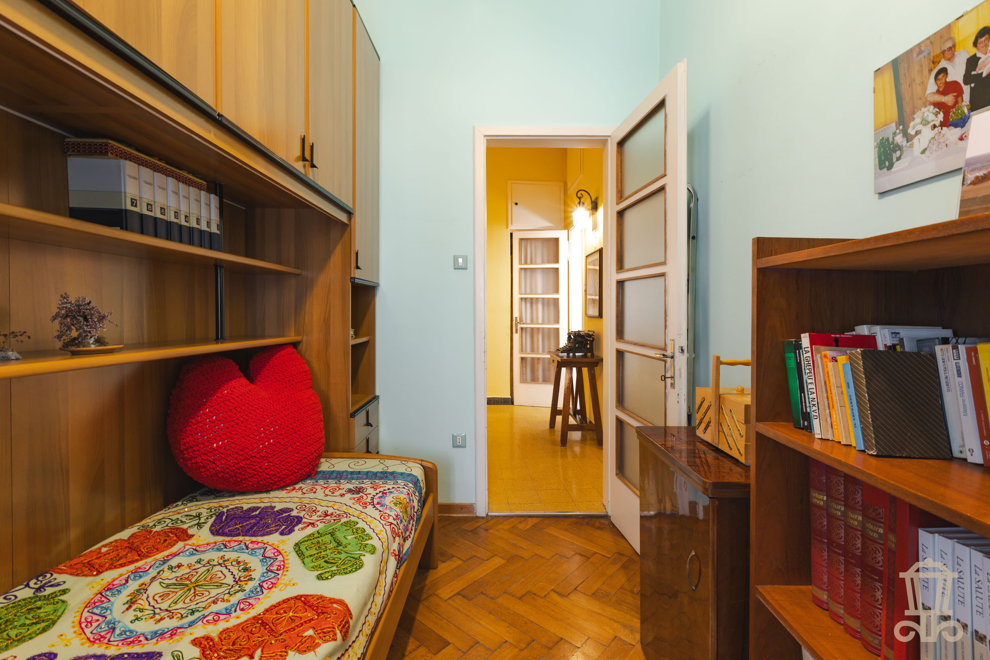 Immagine 10 | Ampio, luminoso e silenzioso trilocale in zona servita - La Rue Immobiliare