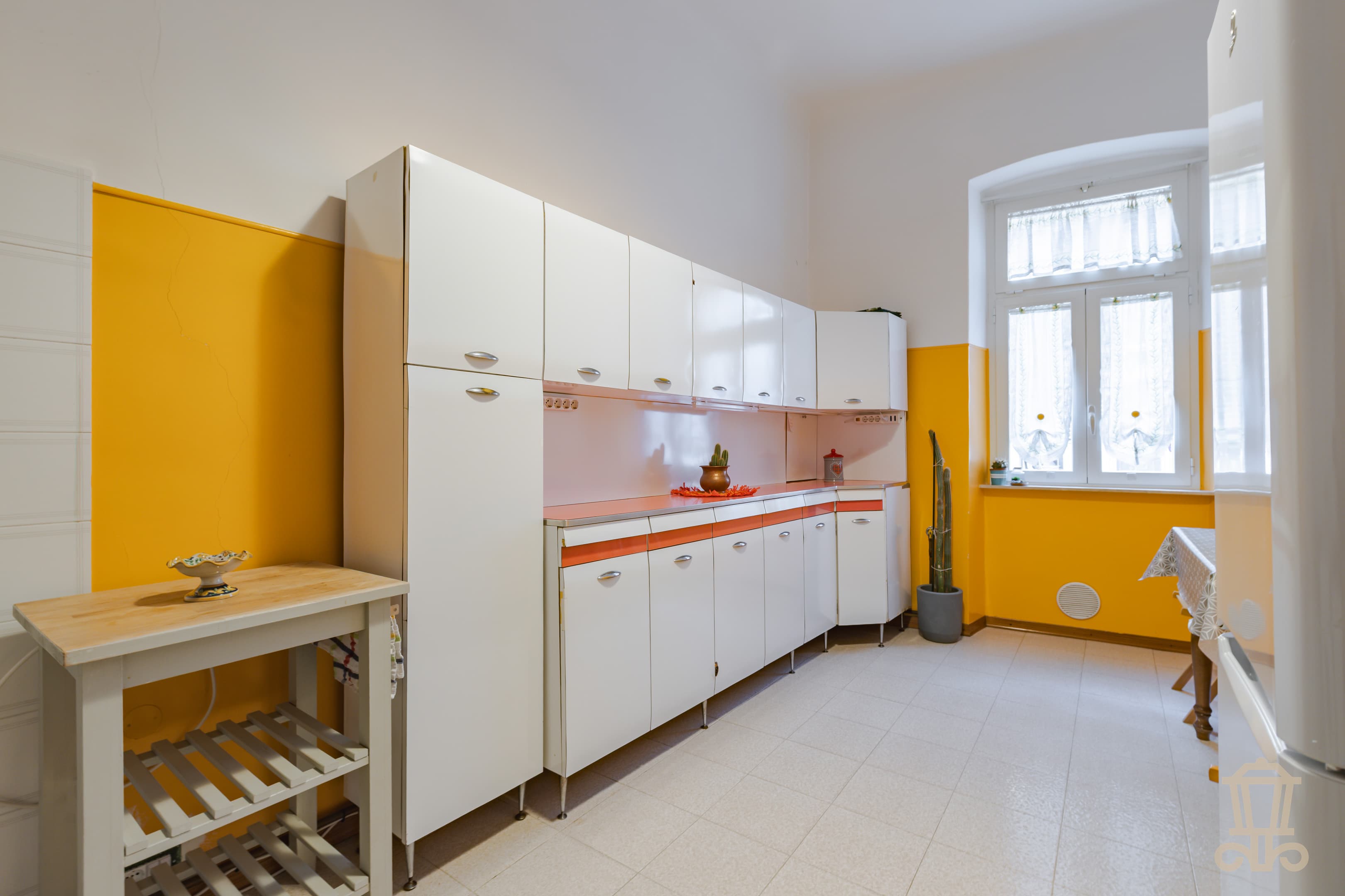 Immagine 11 | Ampio, luminoso e silenzioso trilocale in zona servita - La Rue Immobiliare