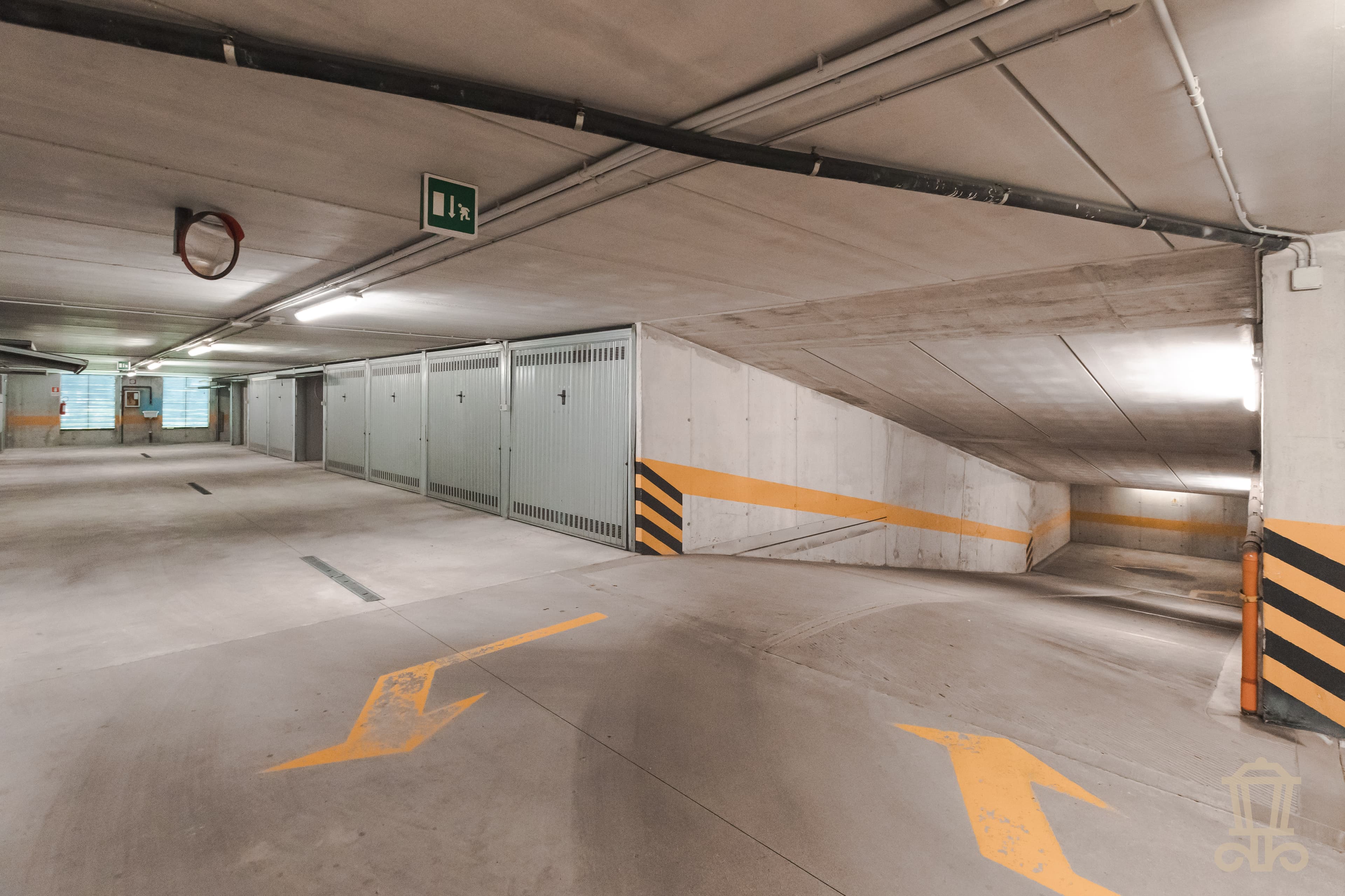 Immagine 3 | Comodo box auto all'interno di autorimessa multipiano - La Rue Immobiliare