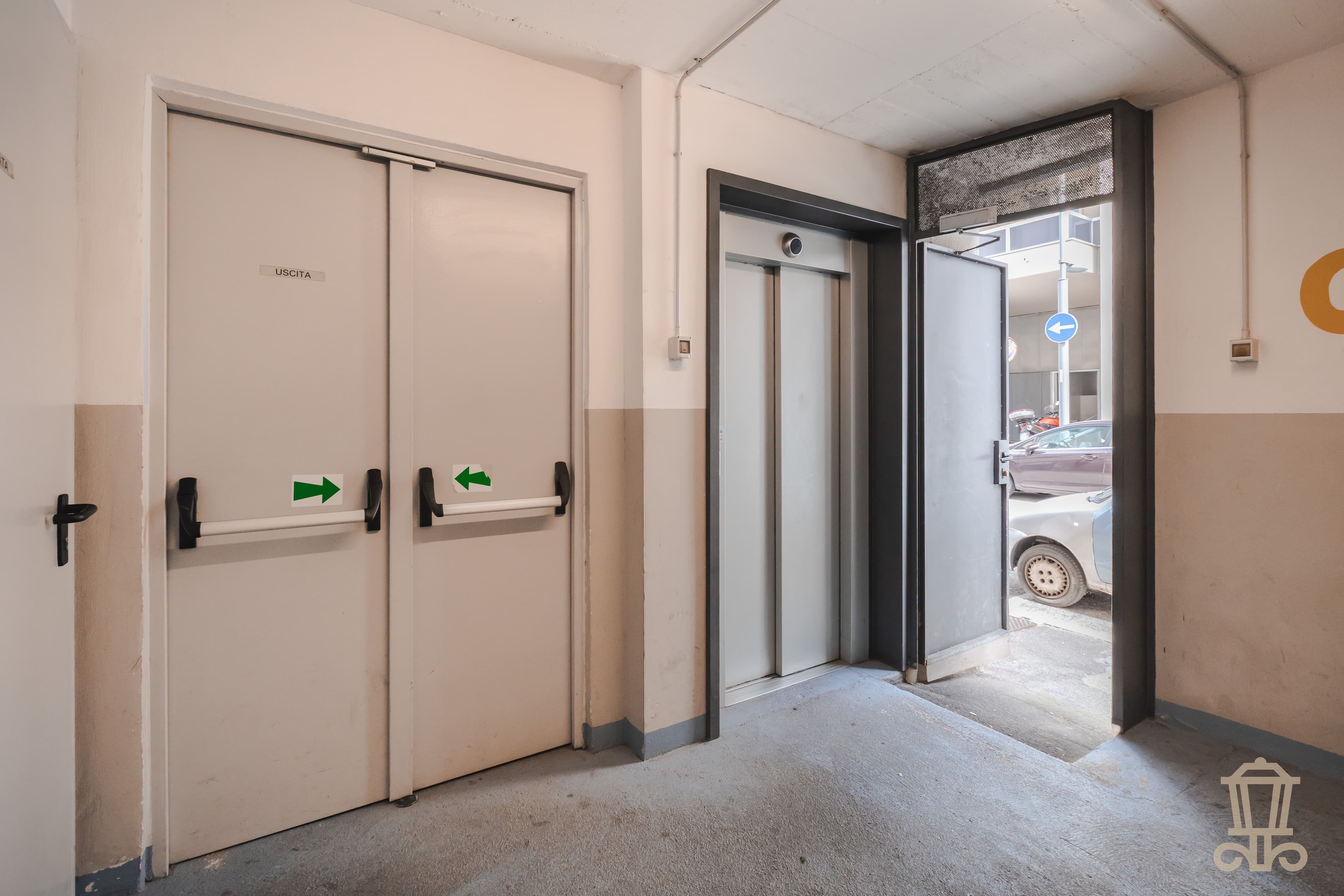 Immagine 5 | Comodo box auto all'interno di autorimessa multipiano - La Rue Immobiliare