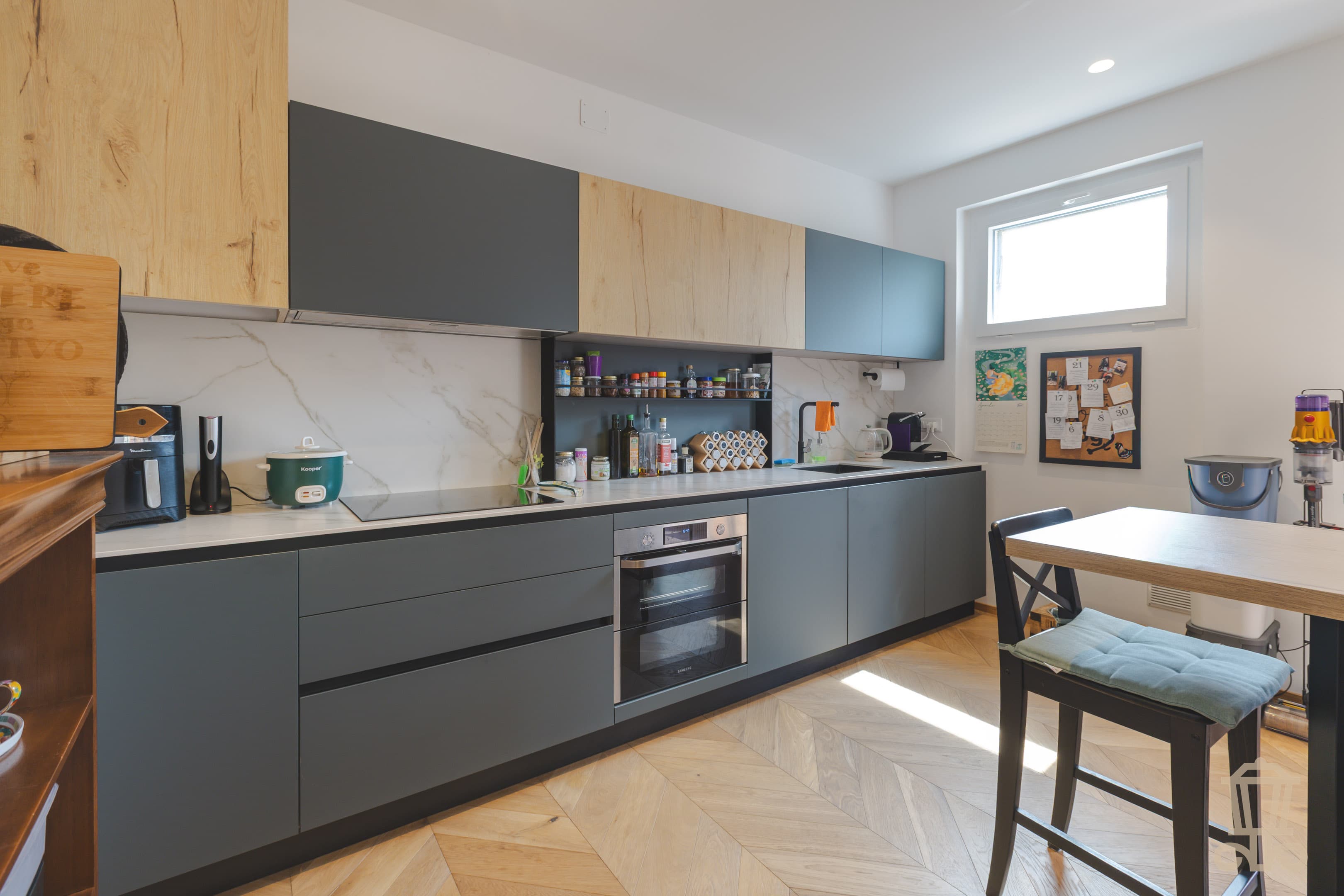Immagine 8 | Elegante trilocale ristrutturato con terrazzo abitabile, cantina e soffitta - La Rue Immobiliare