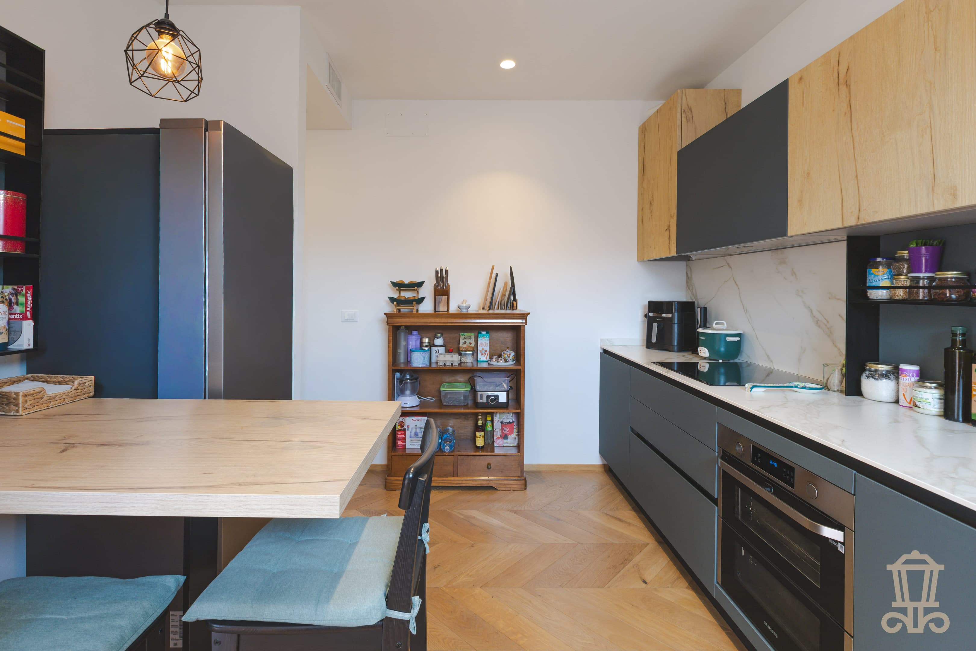 Immagine 9 | Elegante trilocale ristrutturato con terrazzo abitabile, cantina e soffitta - La Rue Immobiliare