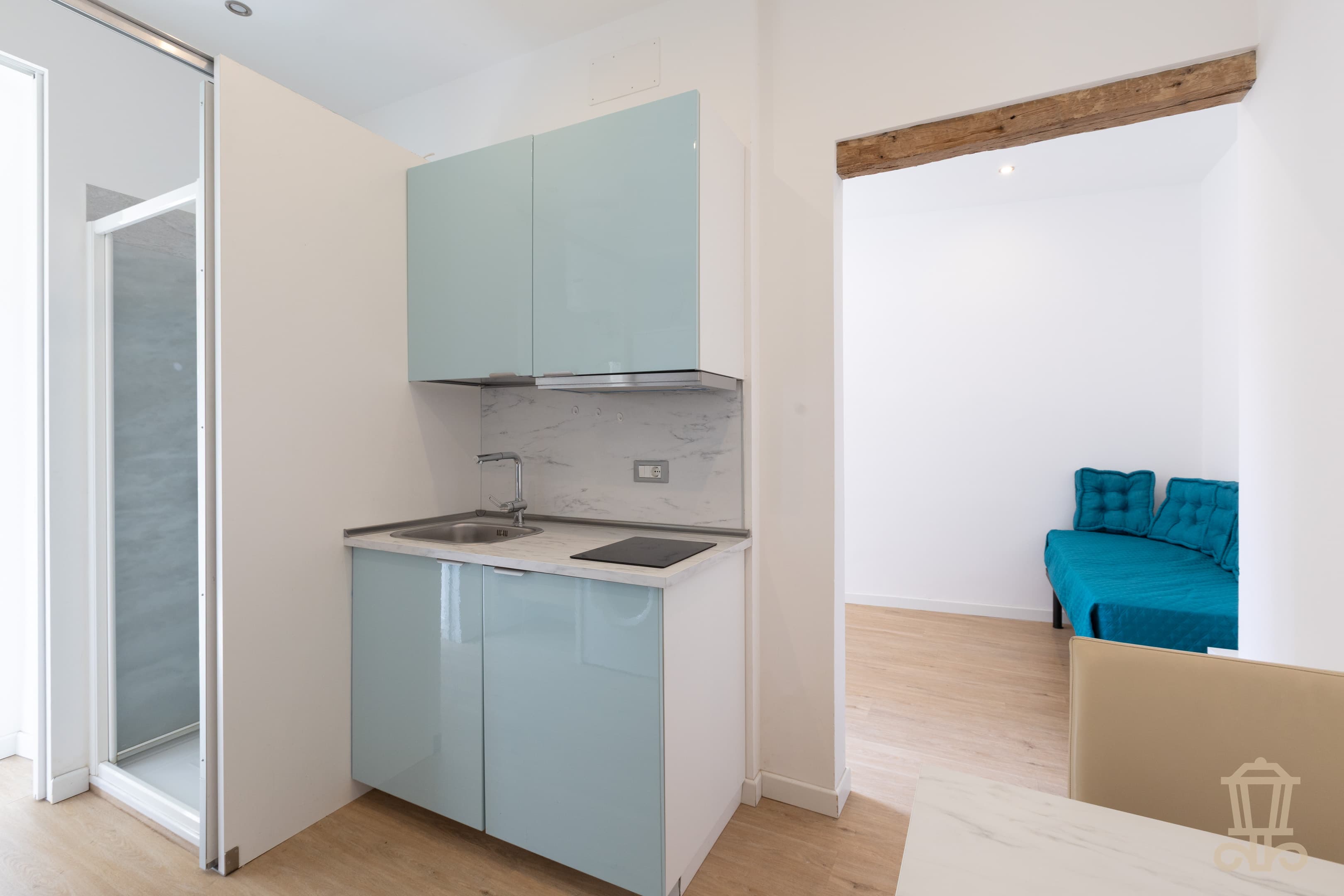 Immagine 2 | Monolocale arredato pari primo ingresso - La Rue Immobiliare