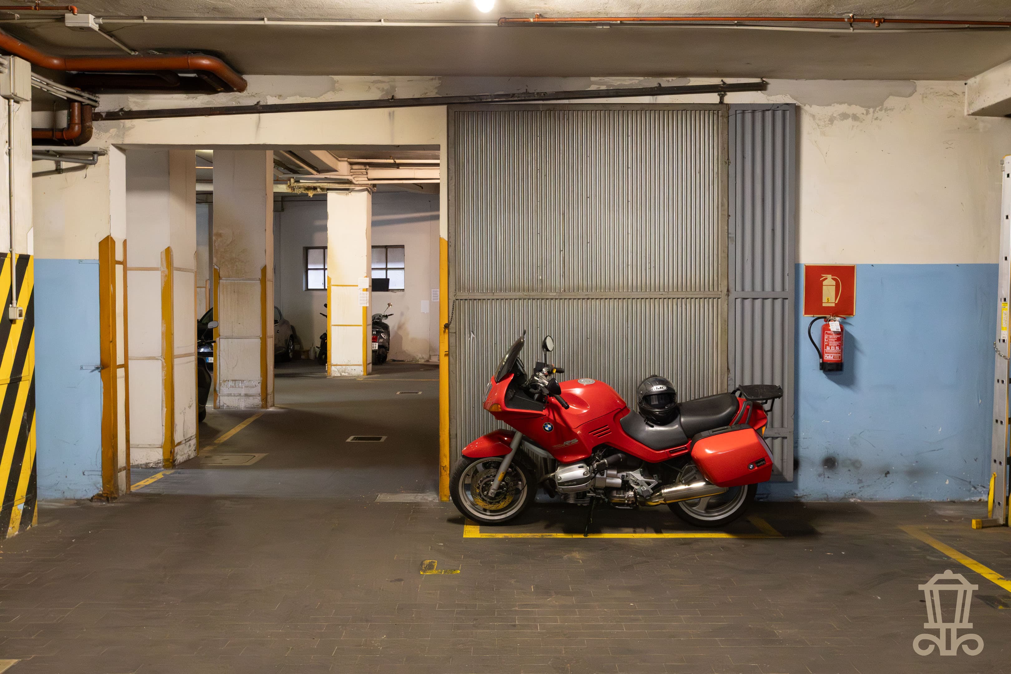 Immagine 5 | Posto moto in autorimessa - La Rue Immobiliare