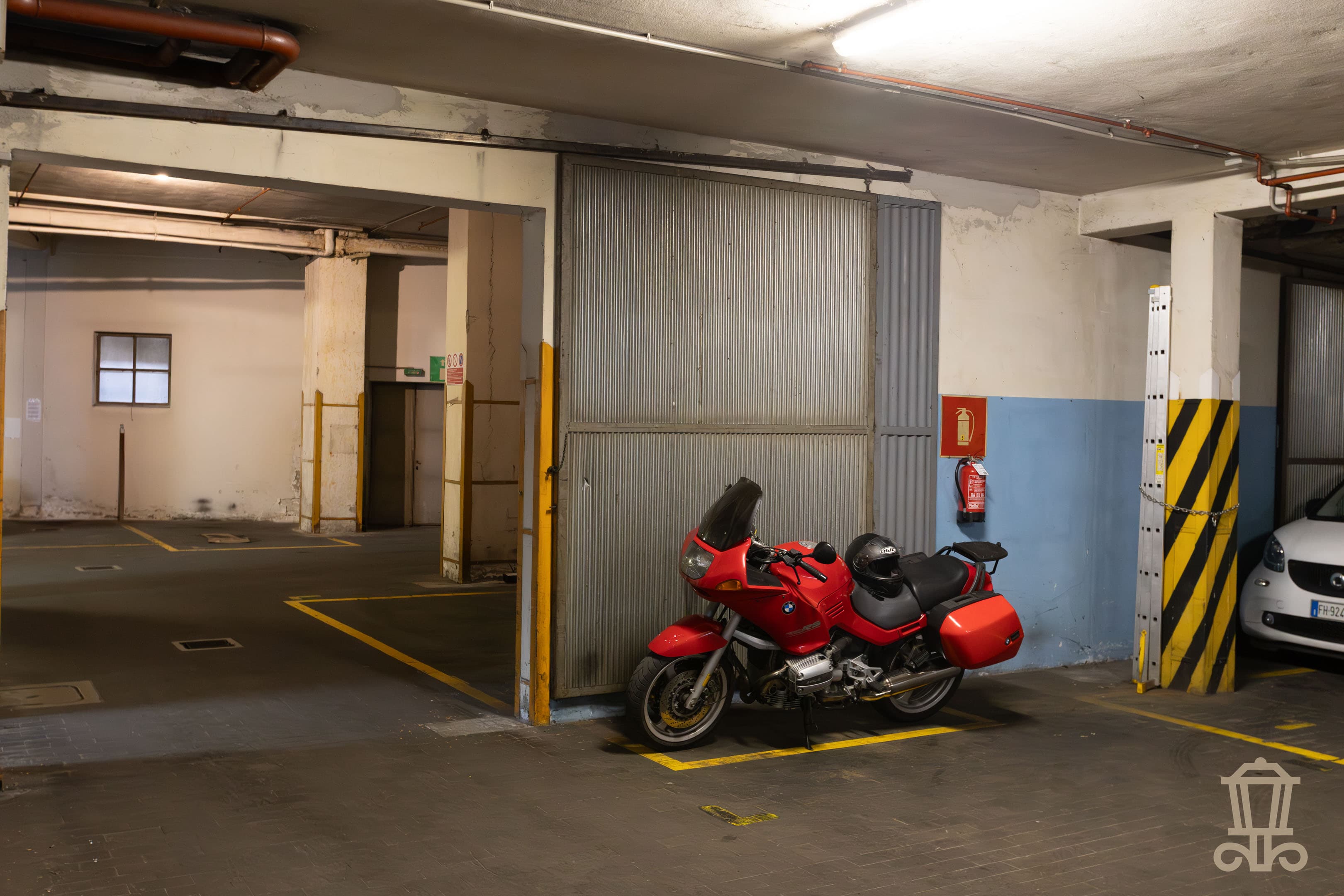 Immagine 6 | Posto moto in autorimessa - La Rue Immobiliare
