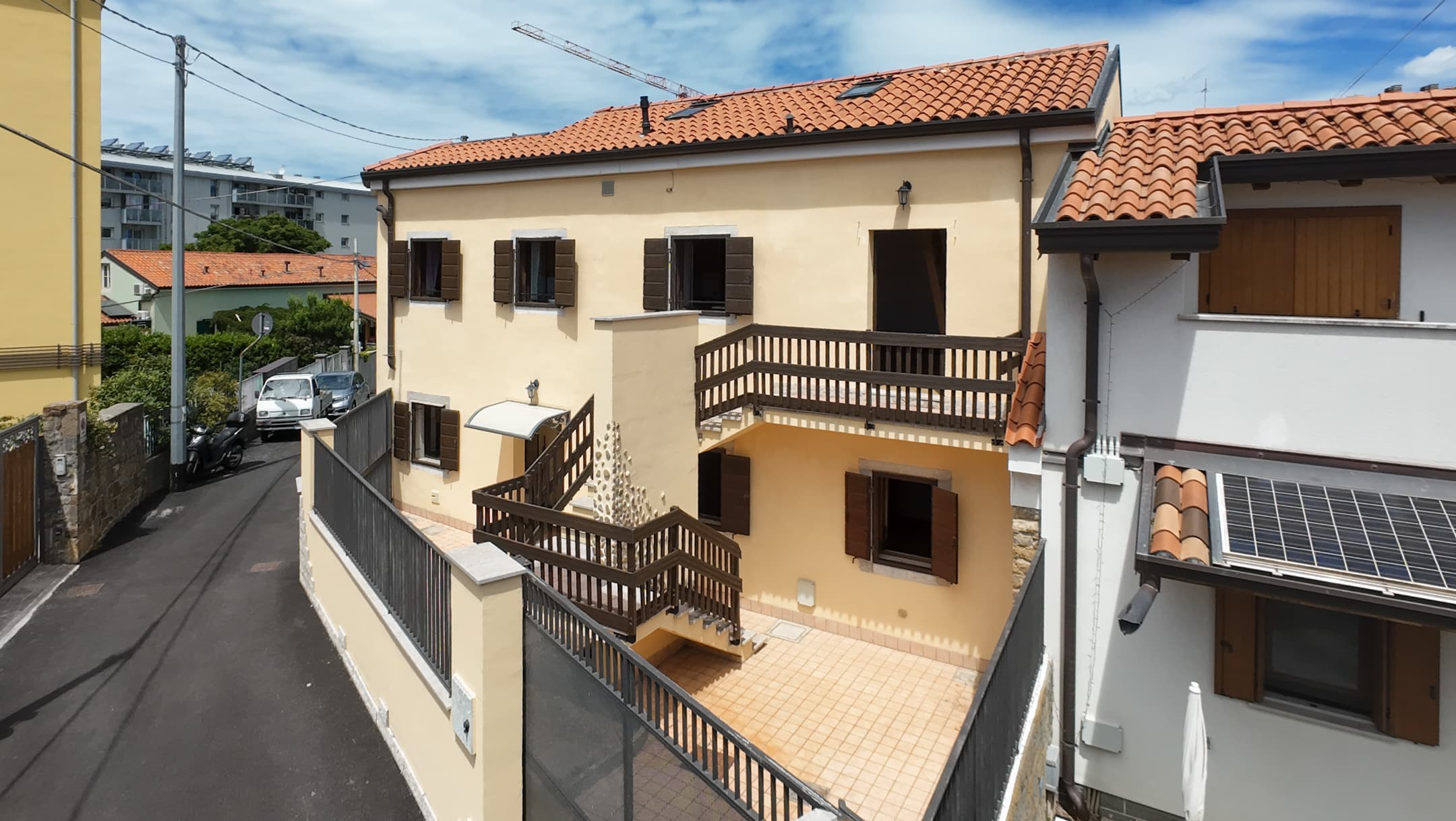 Immagine 15 | Bifamiliare con giardino, due ingressi e scorcio mare - La Rue Immobiliare