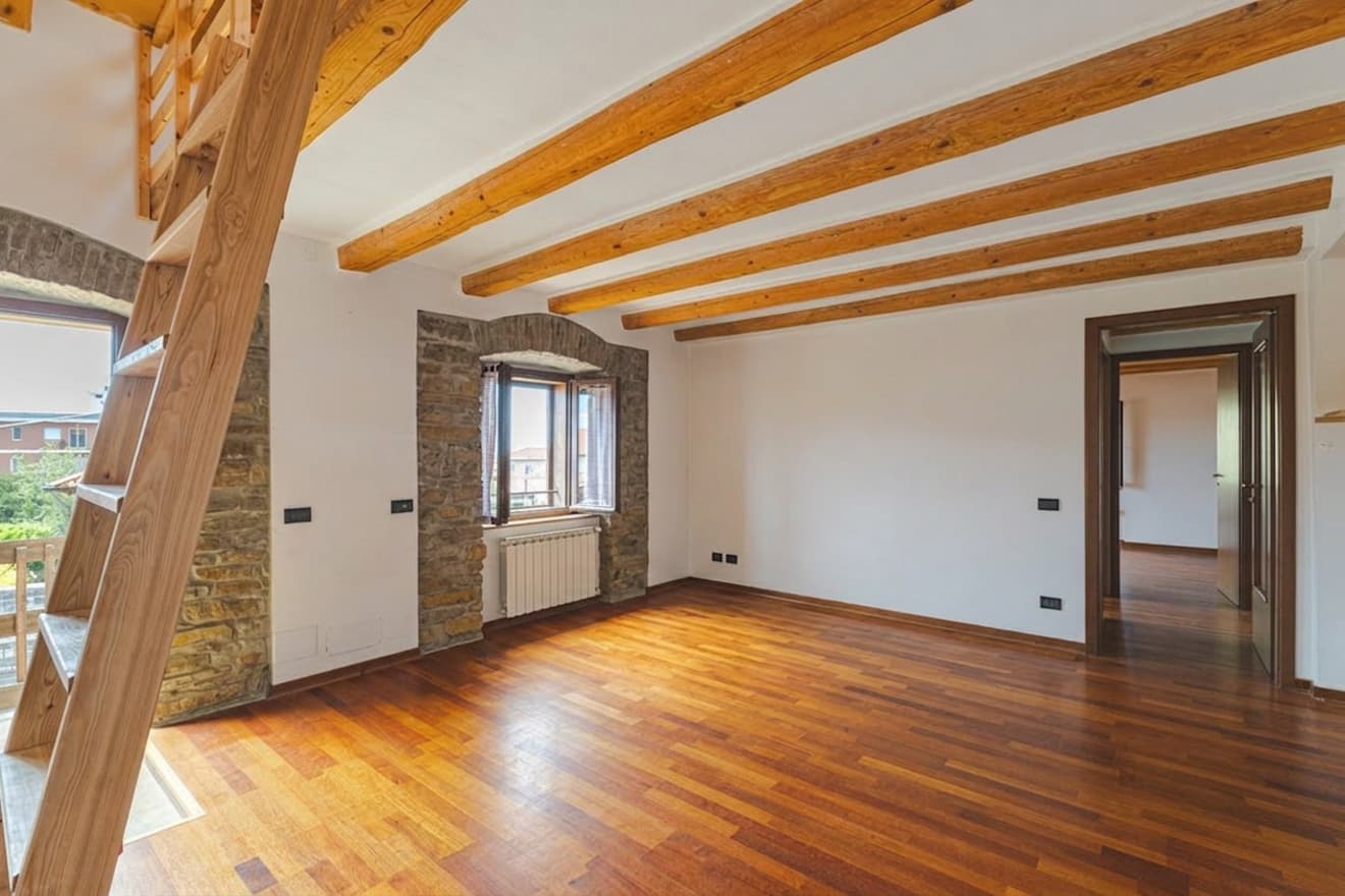 Immagine 19 | Bifamiliare con giardino, due ingressi e scorcio mare - La Rue Immobiliare