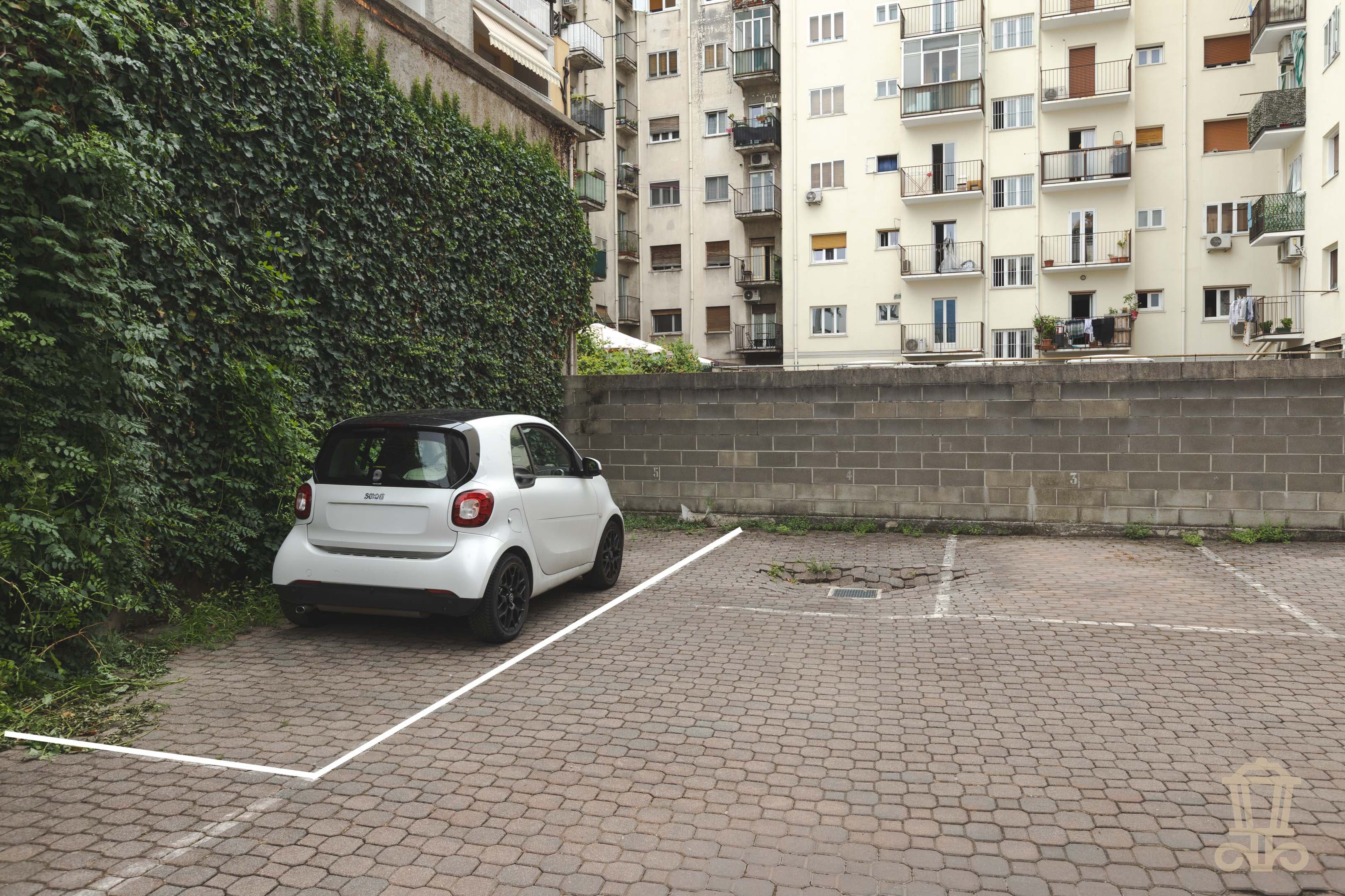 Immagine 4 | Ampio posto auto scoperto a San Giusto - La Rue Immobiliare