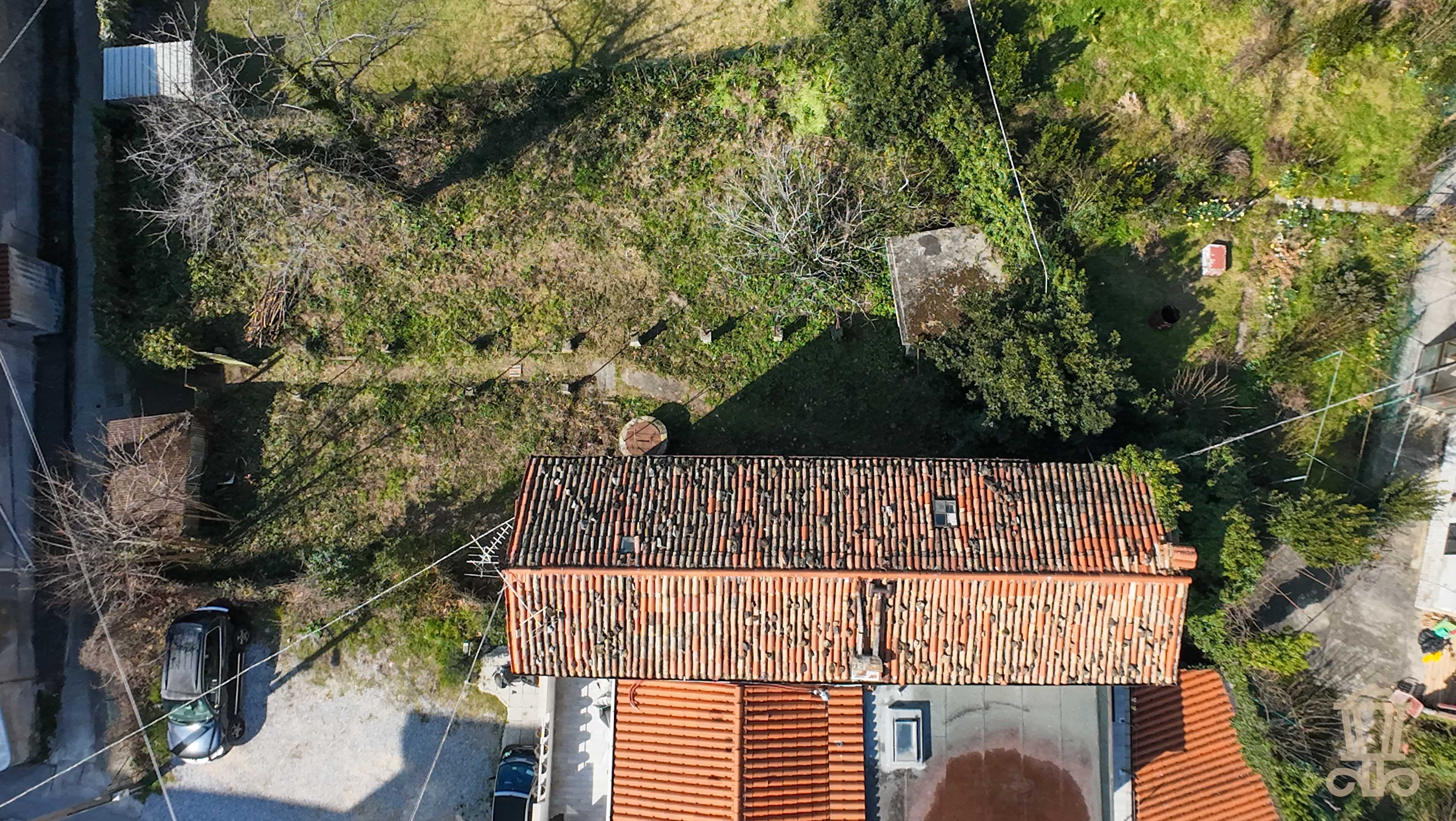 Immagine 3 | San Giovanni: da ristruttuare completamente con giardino privato - La Rue Immobiliare