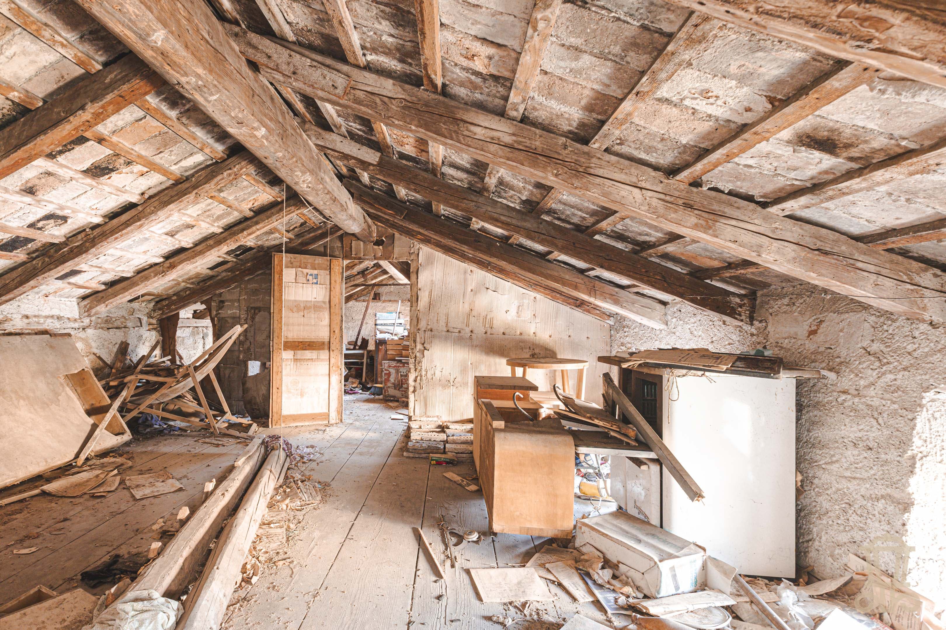 Immagine 14 | San Giovanni: da ristruttuare completamente con giardino privato - La Rue Immobiliare