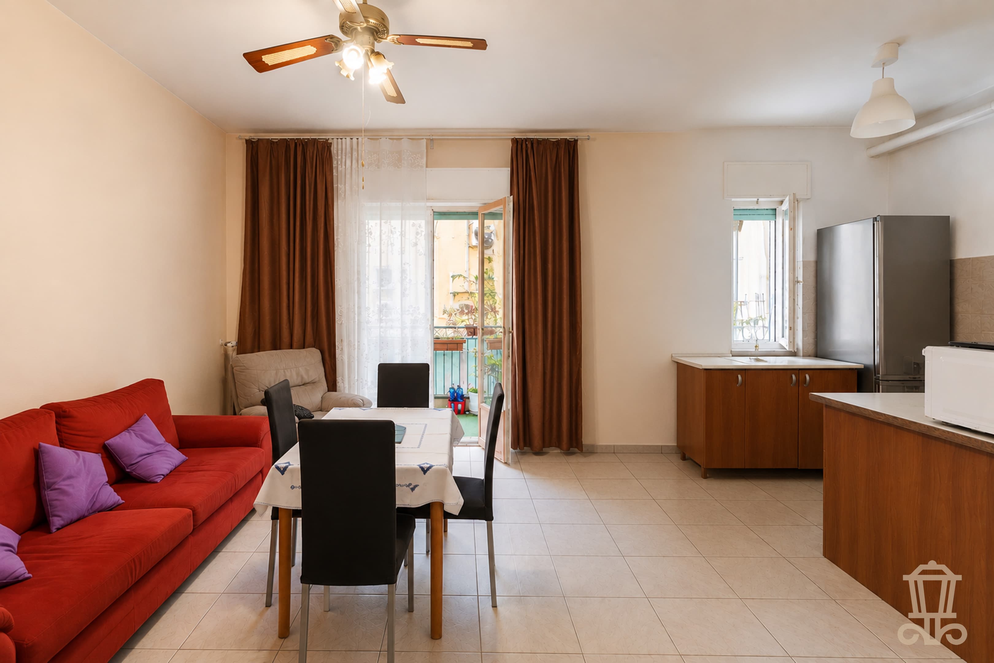 Immagine 8 | Spazioso trilocale con due poggioli - La Rue Immobiliare