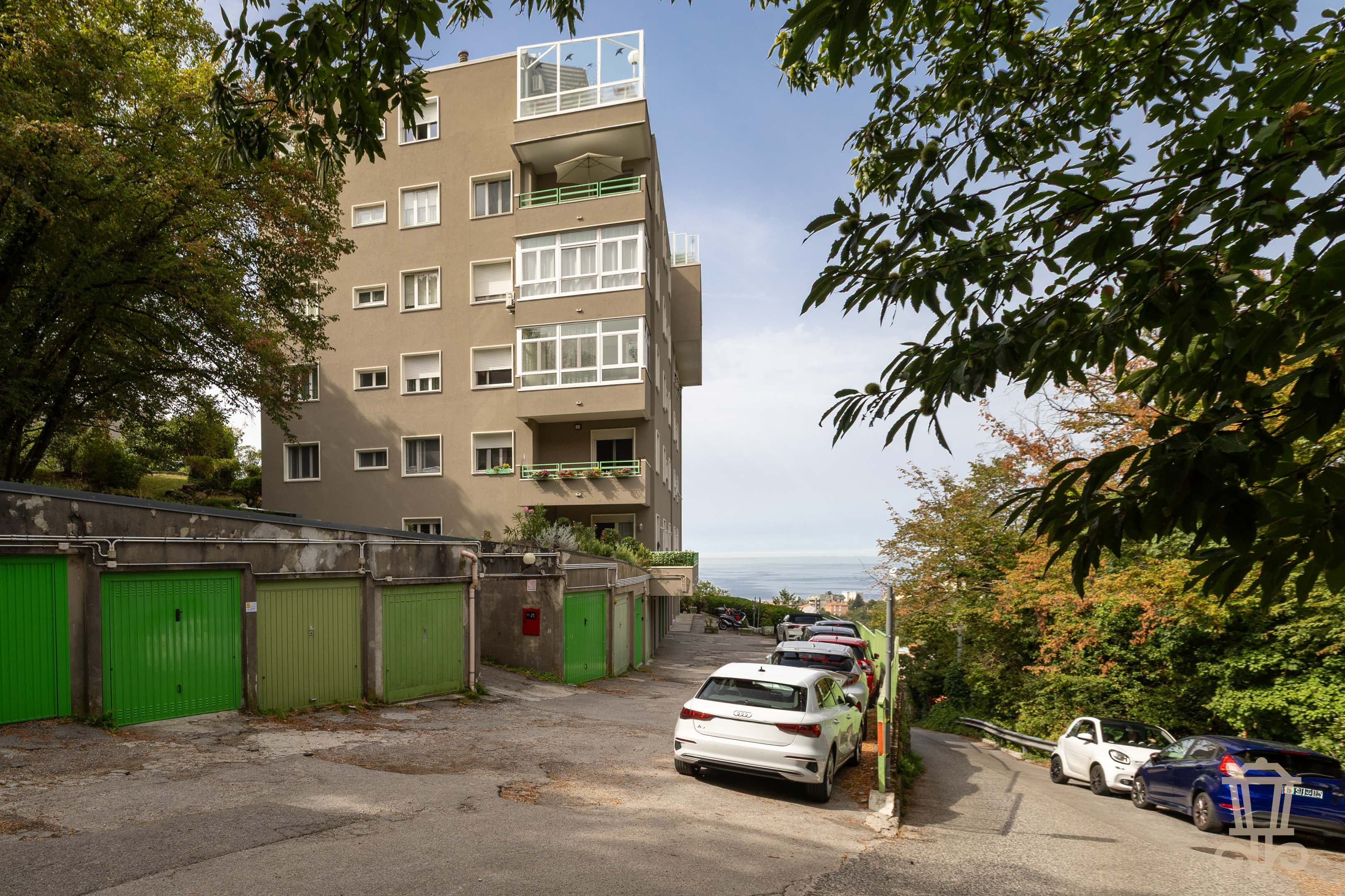 Immagine 17 | Elegante trilocale con vista panoramica : monte, verde e mare. - La Rue Immobiliare