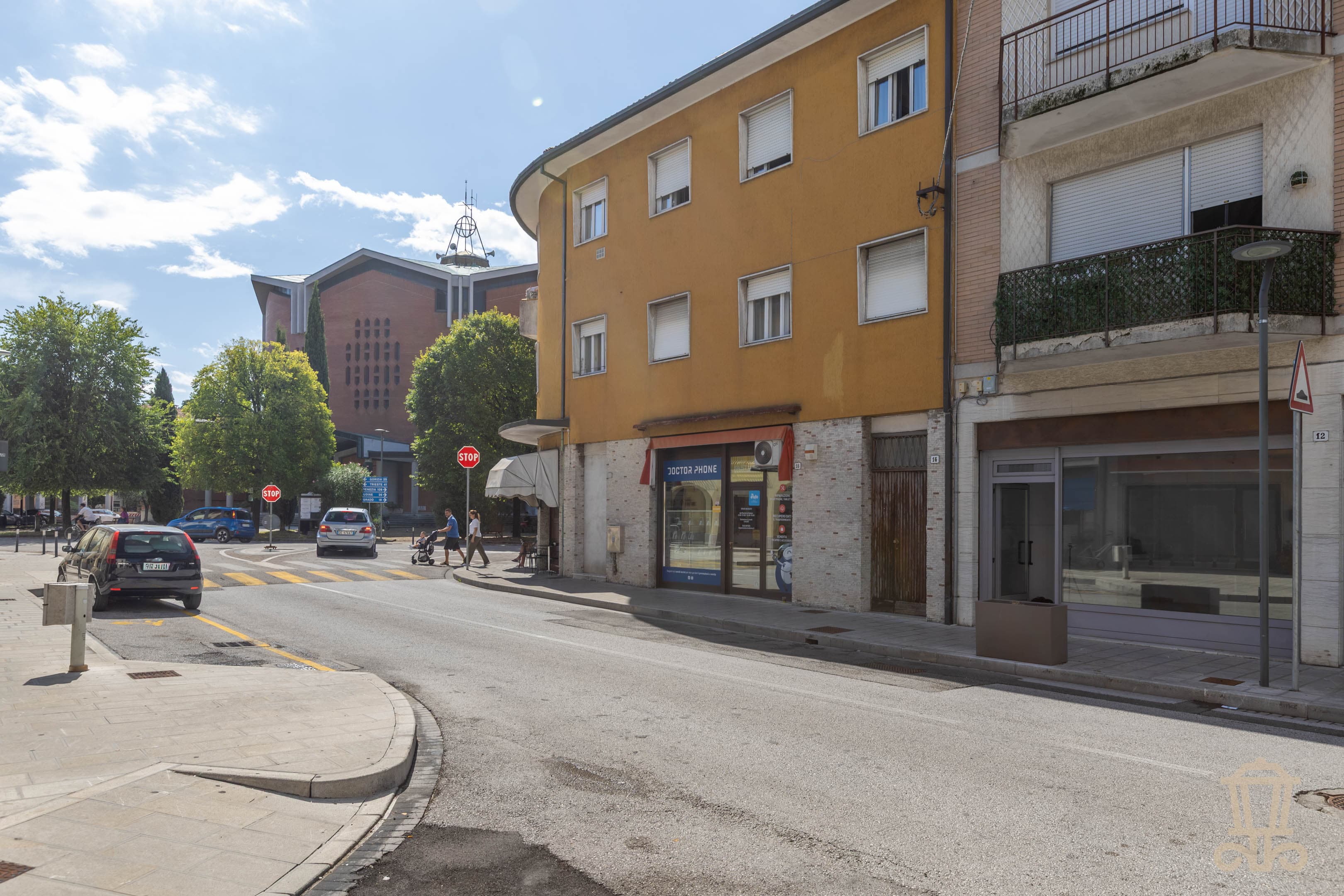 Immagine 7 | Locale commerciale in zona di forte passaggio - La Rue Immobiliare