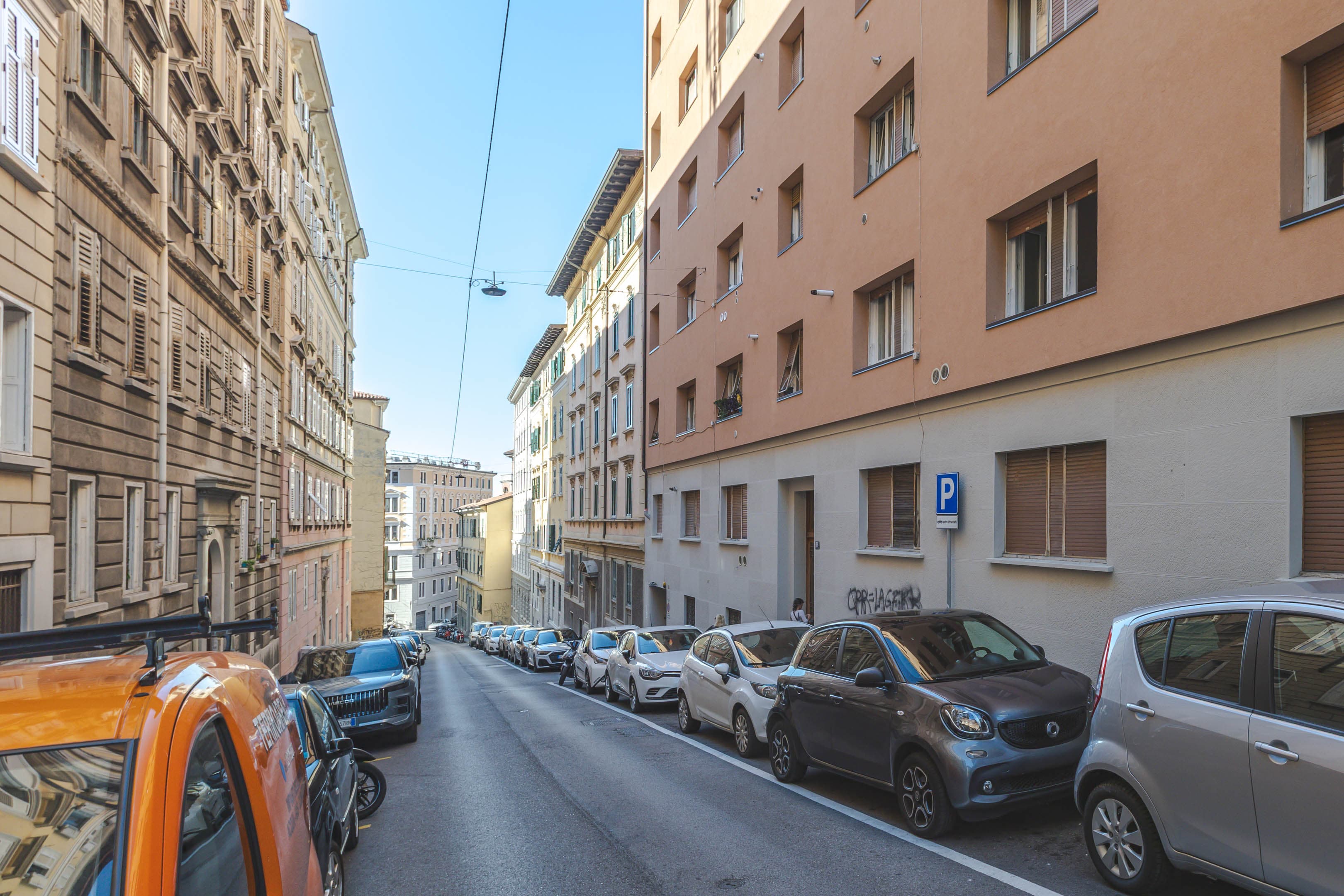 Immagine 4 | Bilocale con cantina a 10 minuti da Piazza Unità - La Rue Immobiliare