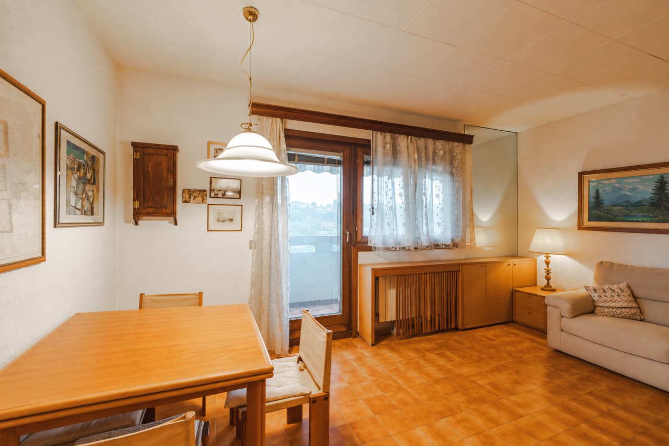 Immagine 3 | Ampoio trilocale con vista mare e posto auto coperto - La Rue Immobiliare