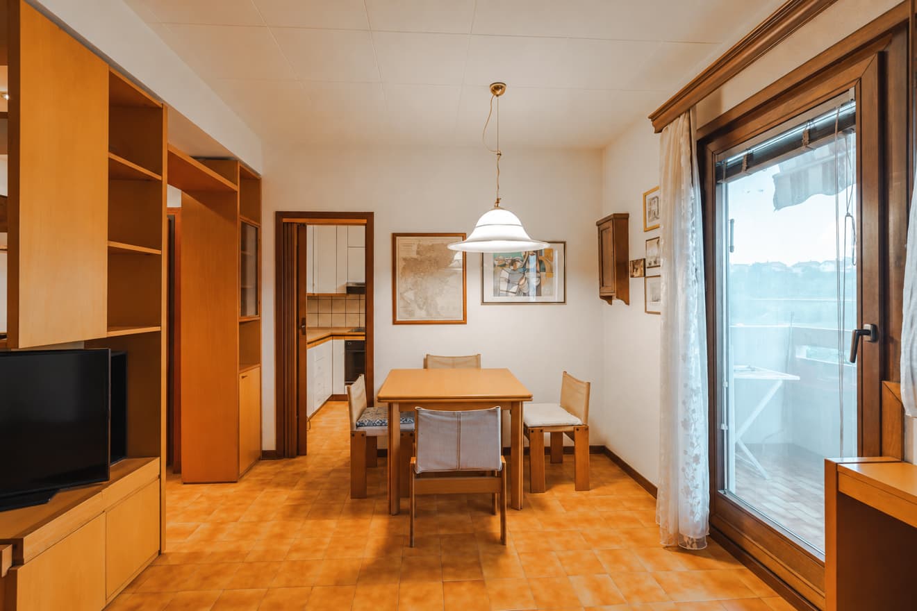 Immagine 5 | Ampoio trilocale con vista mare e posto auto coperto - La Rue Immobiliare