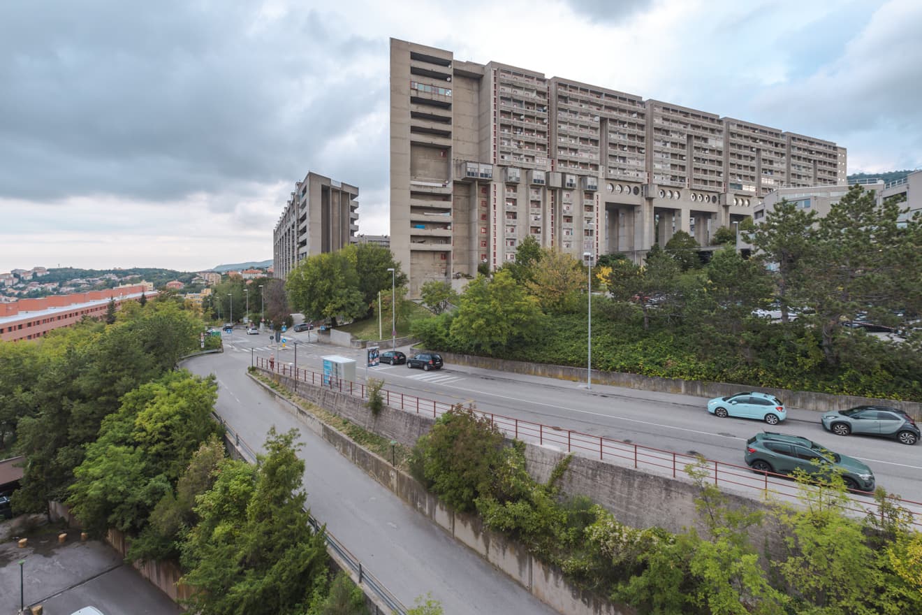 Immagine 16 | Ampoio trilocale con vista mare e posto auto coperto - La Rue Immobiliare