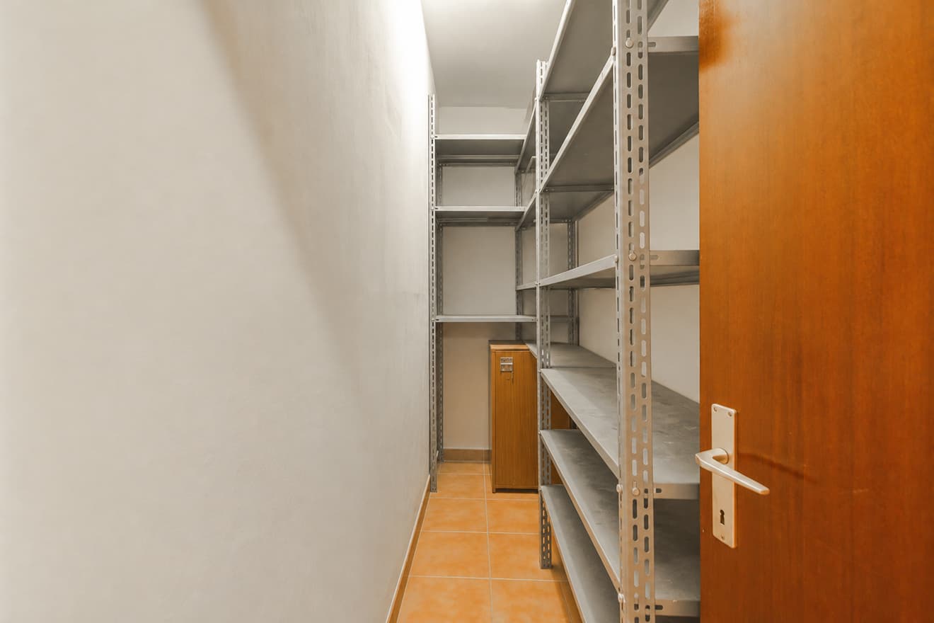 Immagine 21 | Ampoio trilocale con vista mare e posto auto coperto - La Rue Immobiliare