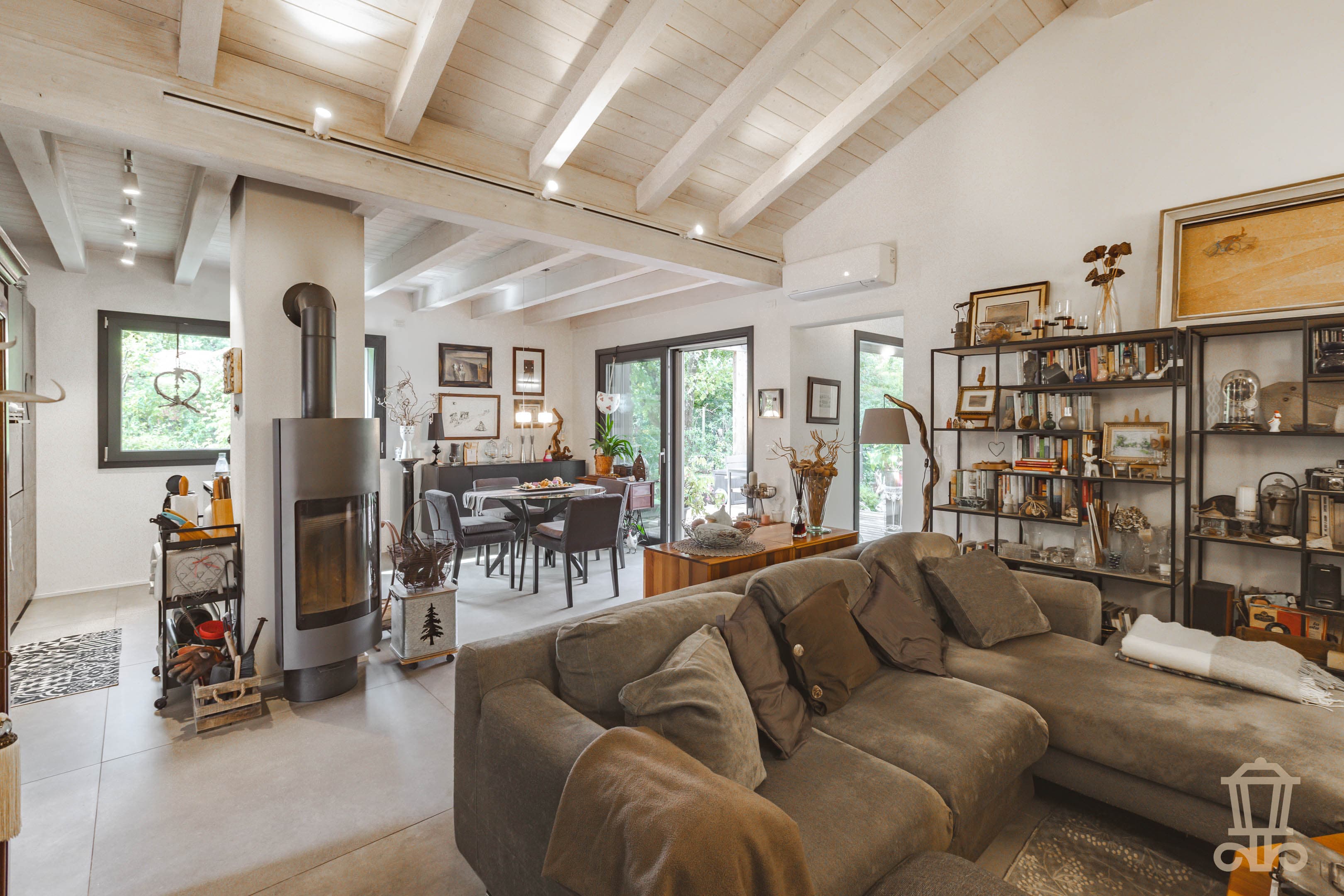 Immagine 9 | Splendida villa con piscina a Opicina - La Rue Immobiliare